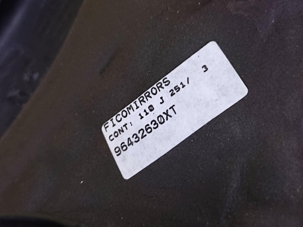 PEUGEOT 206 mirror left