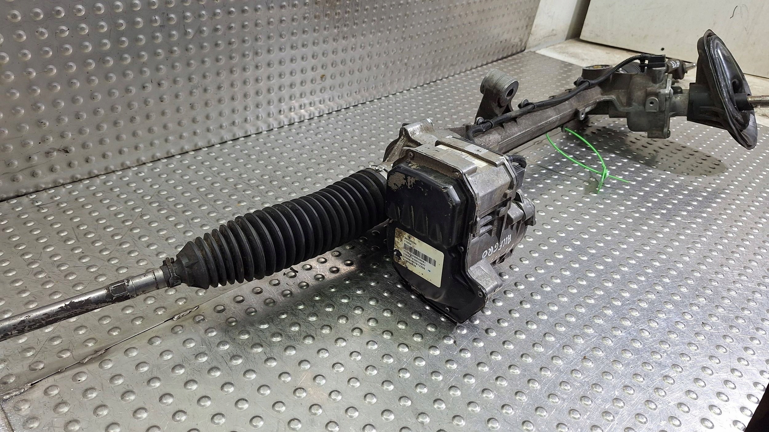 servo control AV61-3D070-RE FORD C-MAX MK2