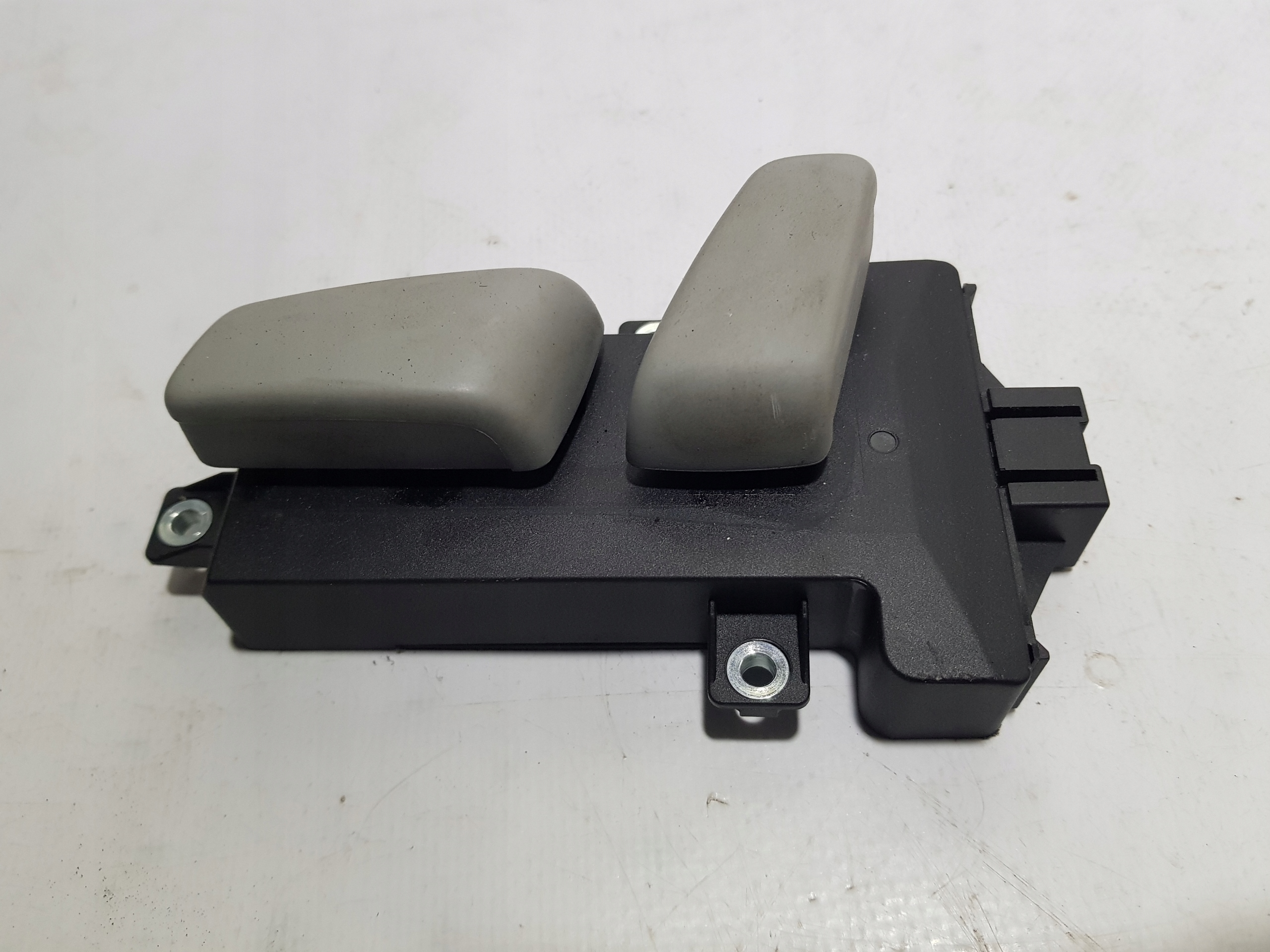 PANEL seat left driver´s AUDI A4 B8 A6 C7 A7 4G grey 8K0959747