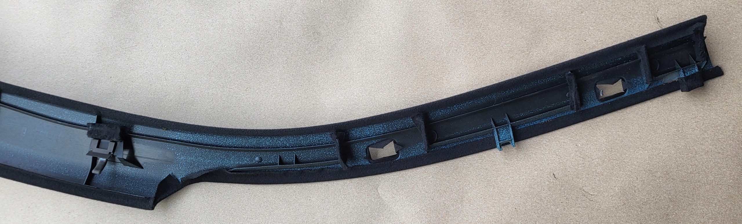 cover side SLUPKA A right front front black MERCEDES E W210 OE EU