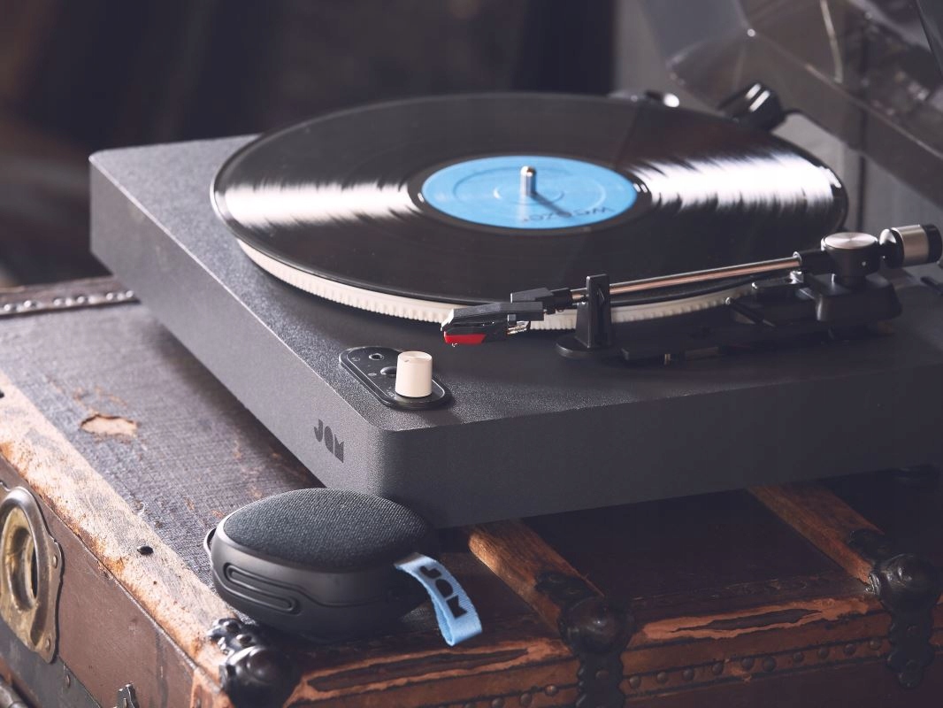 GRAMOFON JAM SPUN Out Bluetooth 33-1/3/45/73 AUX Marka JAM