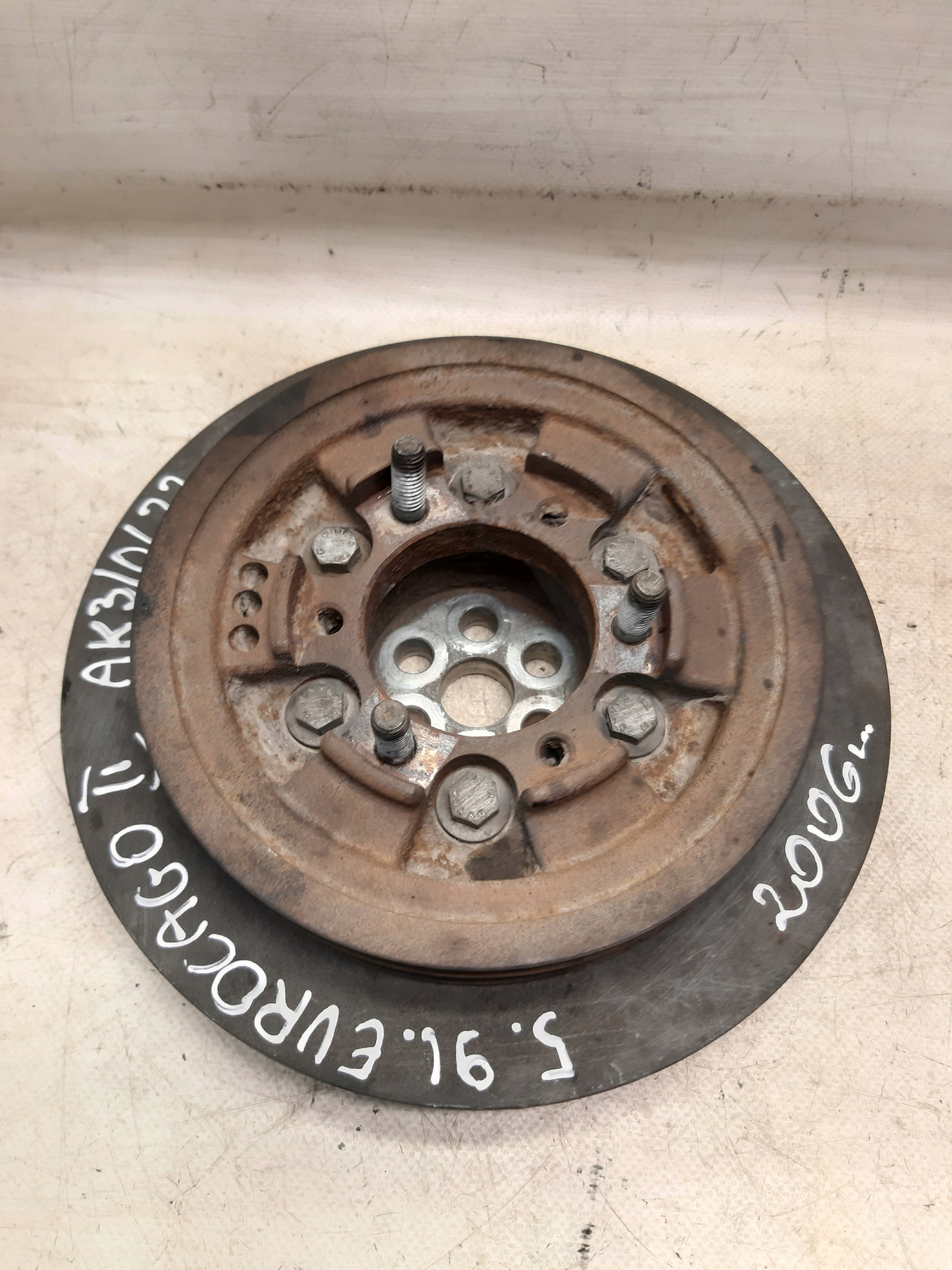 pulley IVECO EUROCARGO II 2 5.9