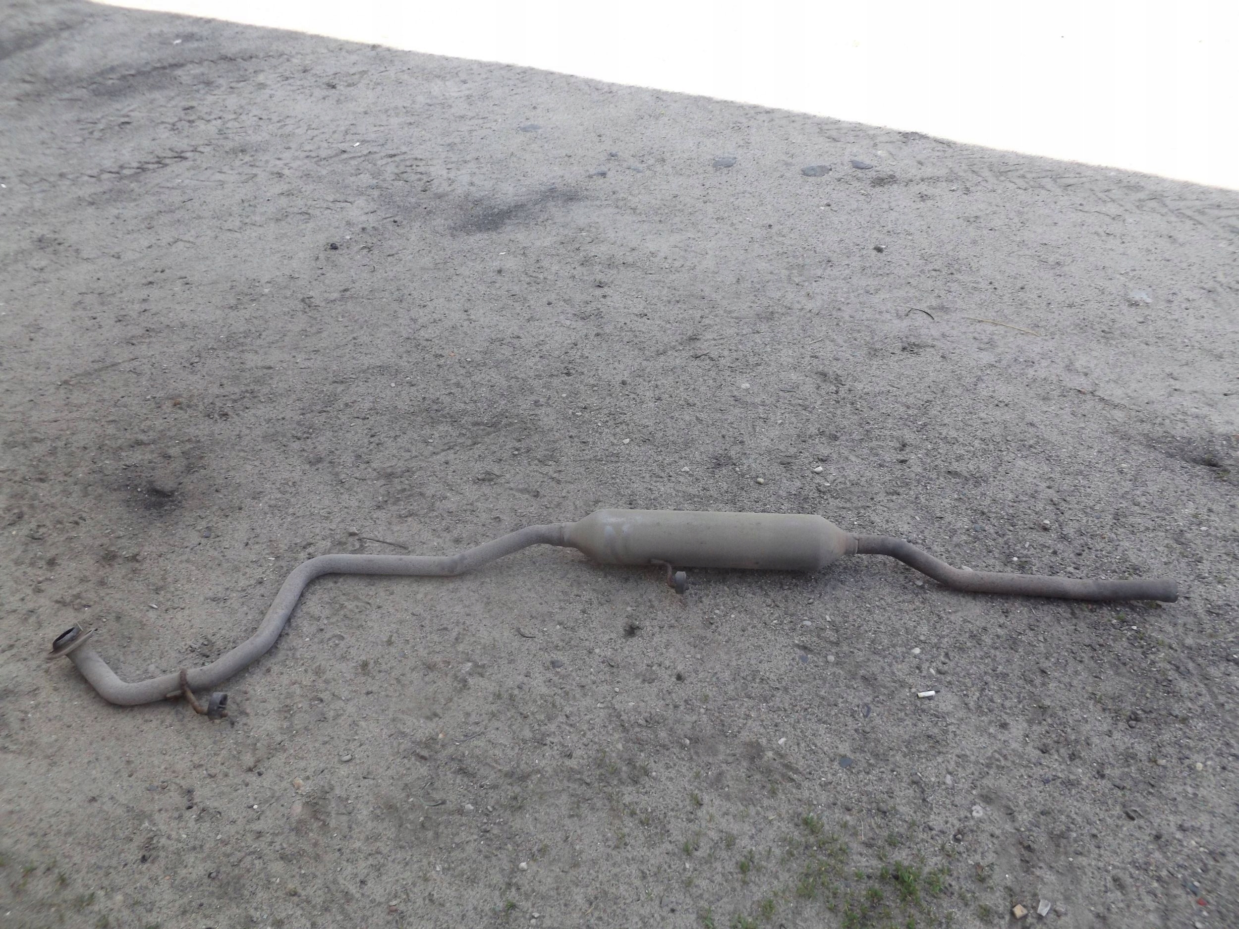 YARIS II 1,3 TŁUMIK WYDECH ŚRODKOWY