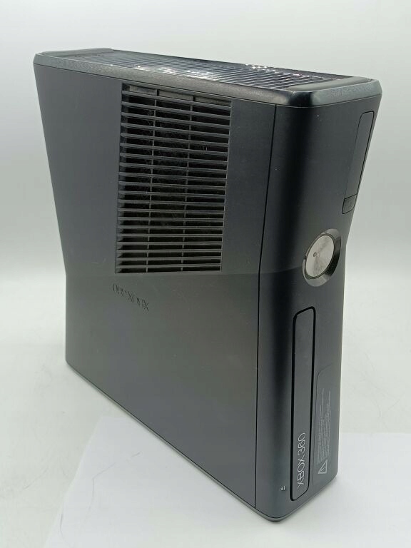 KONSOLA XBOX 360 + PAD + KINECT
