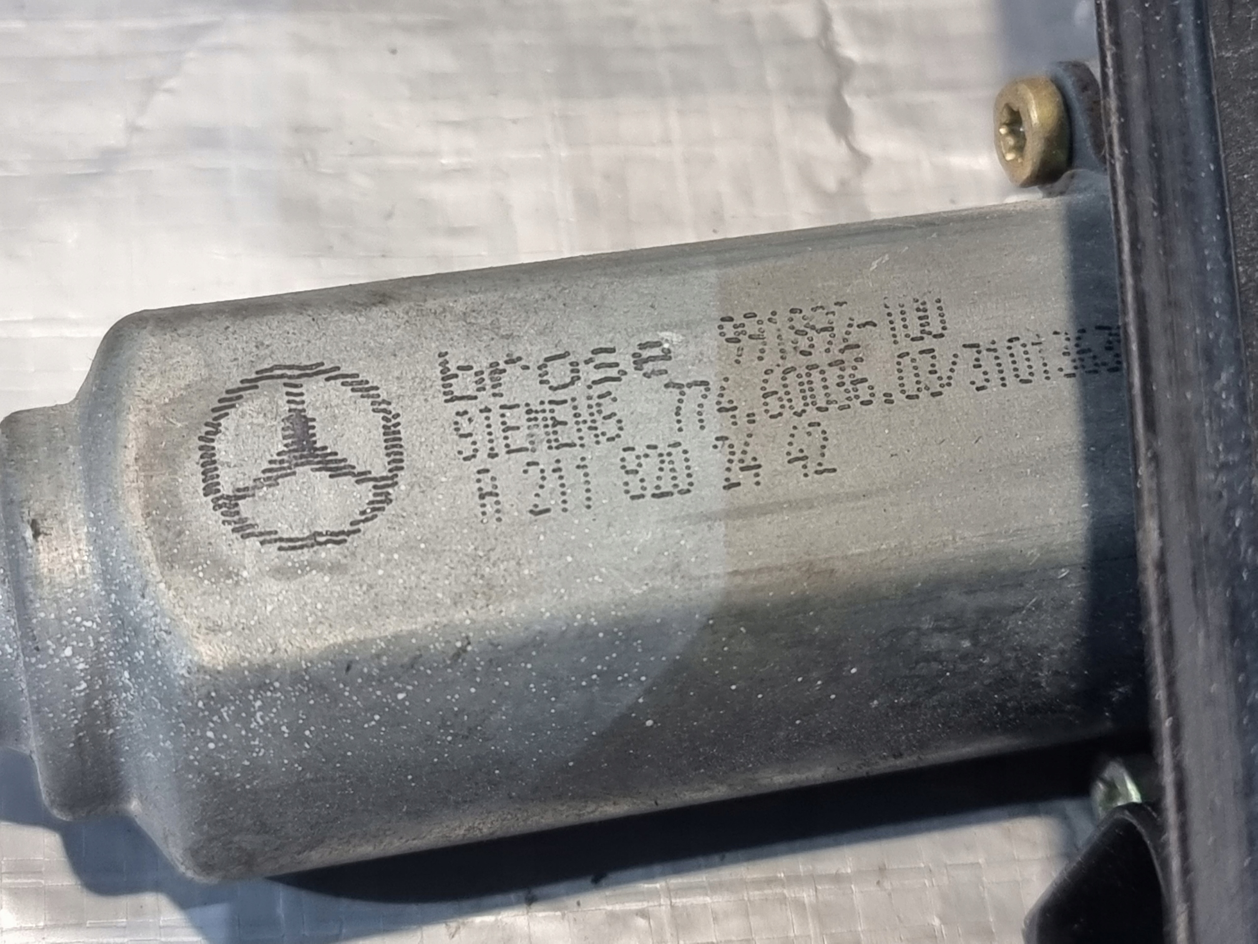 window regulator right rear part OE A2117300246 MERCEDES E KLASA W211