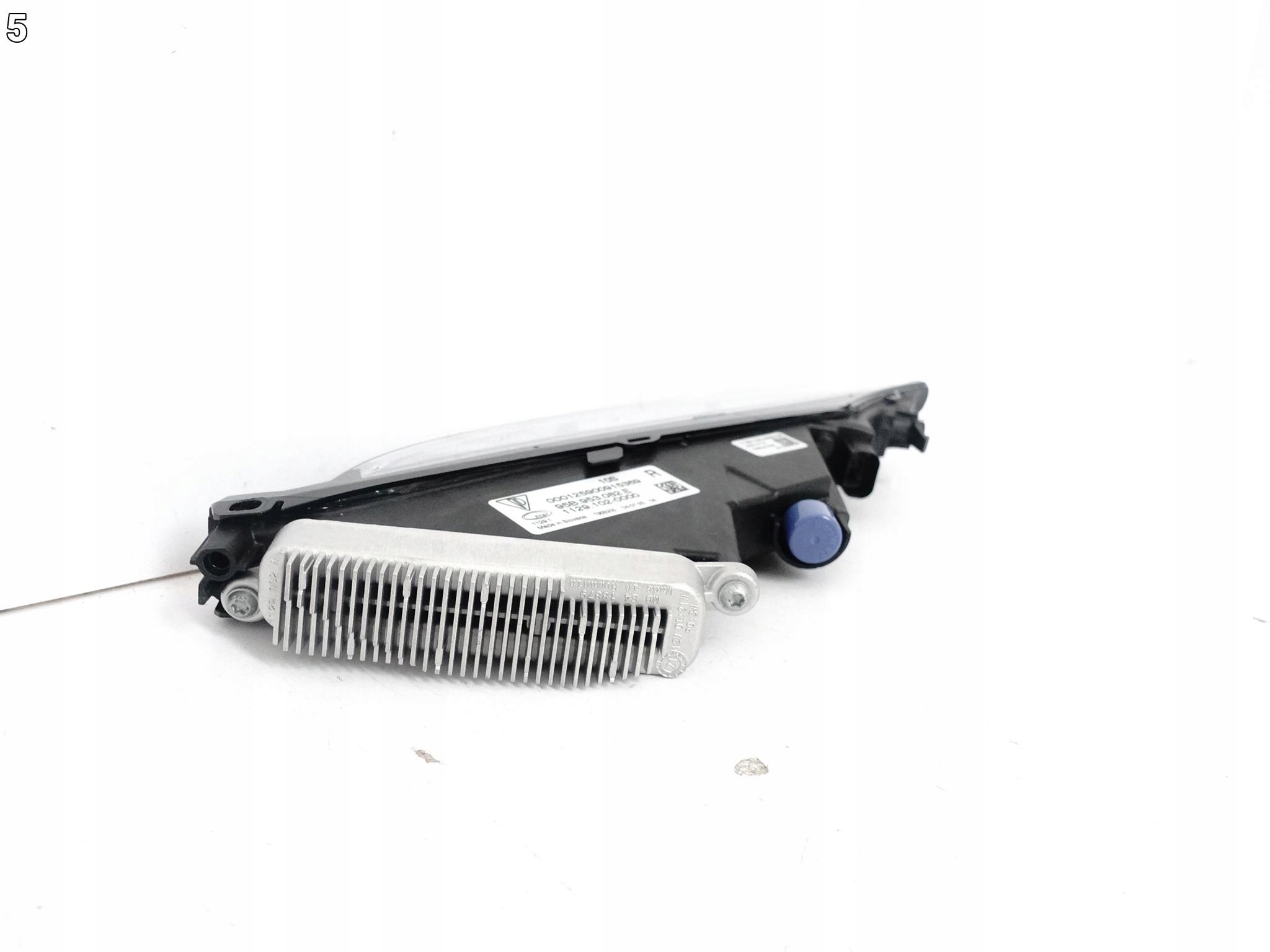 PORSCHE MACAN and 95B LIFT 19- light LED DRL indicator right W bumper