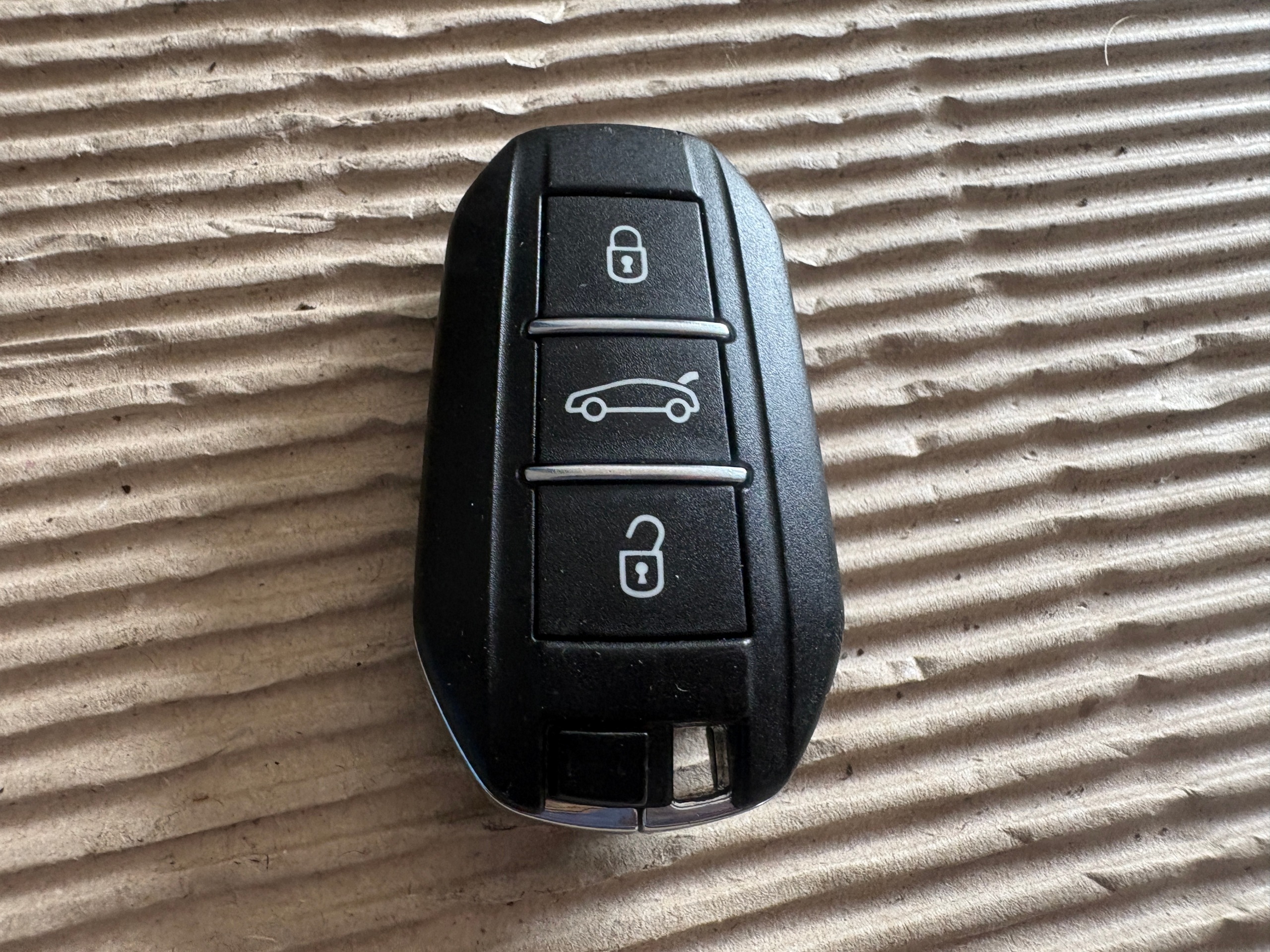 PEUGEOT 308 II key key PILOT