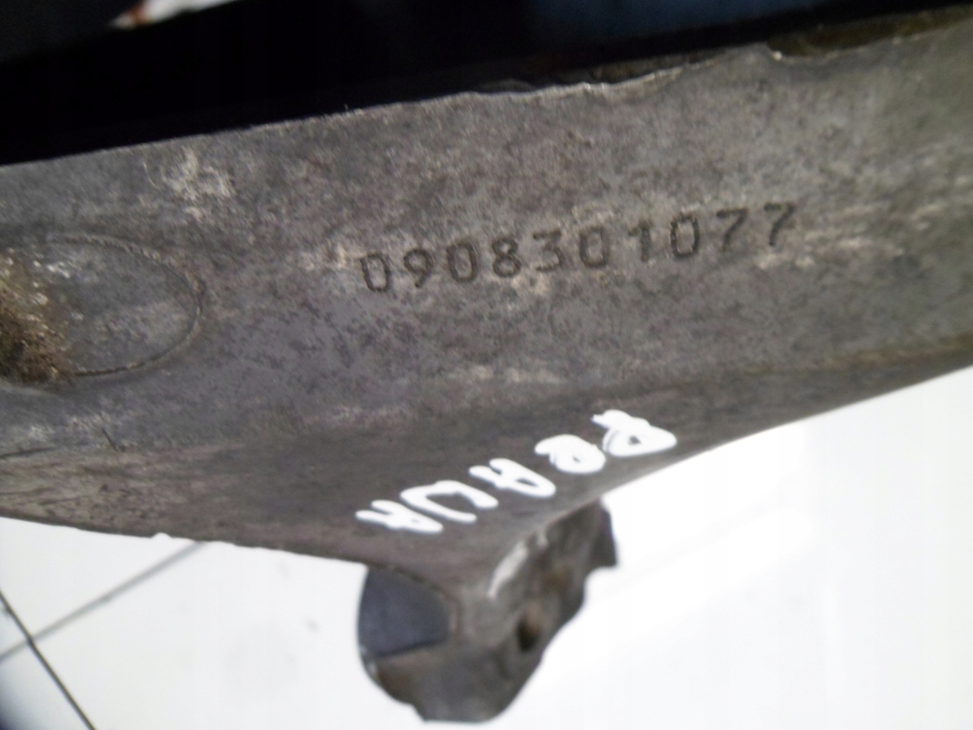SUBARU 2.0D gearbox mounting right 0908301077
