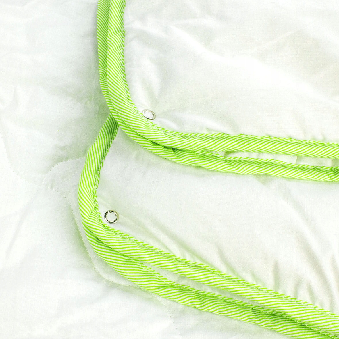 Kołdra BAMBUSOWA 4 Pory roku 140x200 cm POLDAUN Kolor dominujący biel