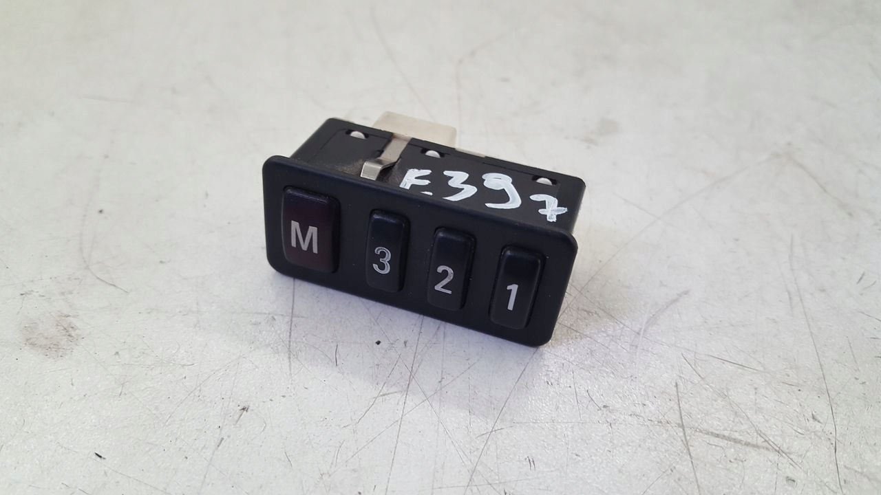 Schalter pamieci SITZ BMW E39 2,3i