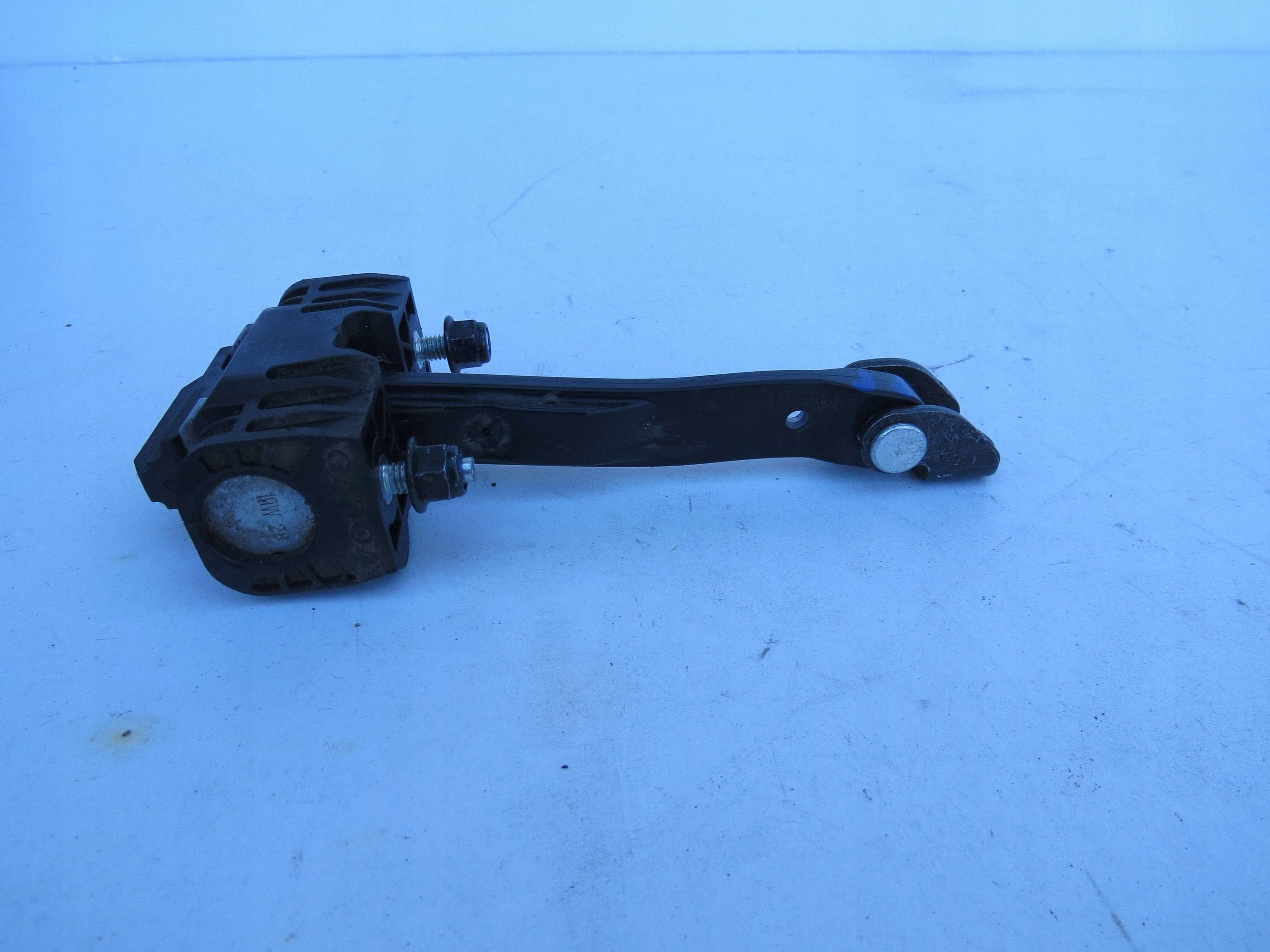 limiter door right front VOLVO V90 T8 HYBRYDA 31385857