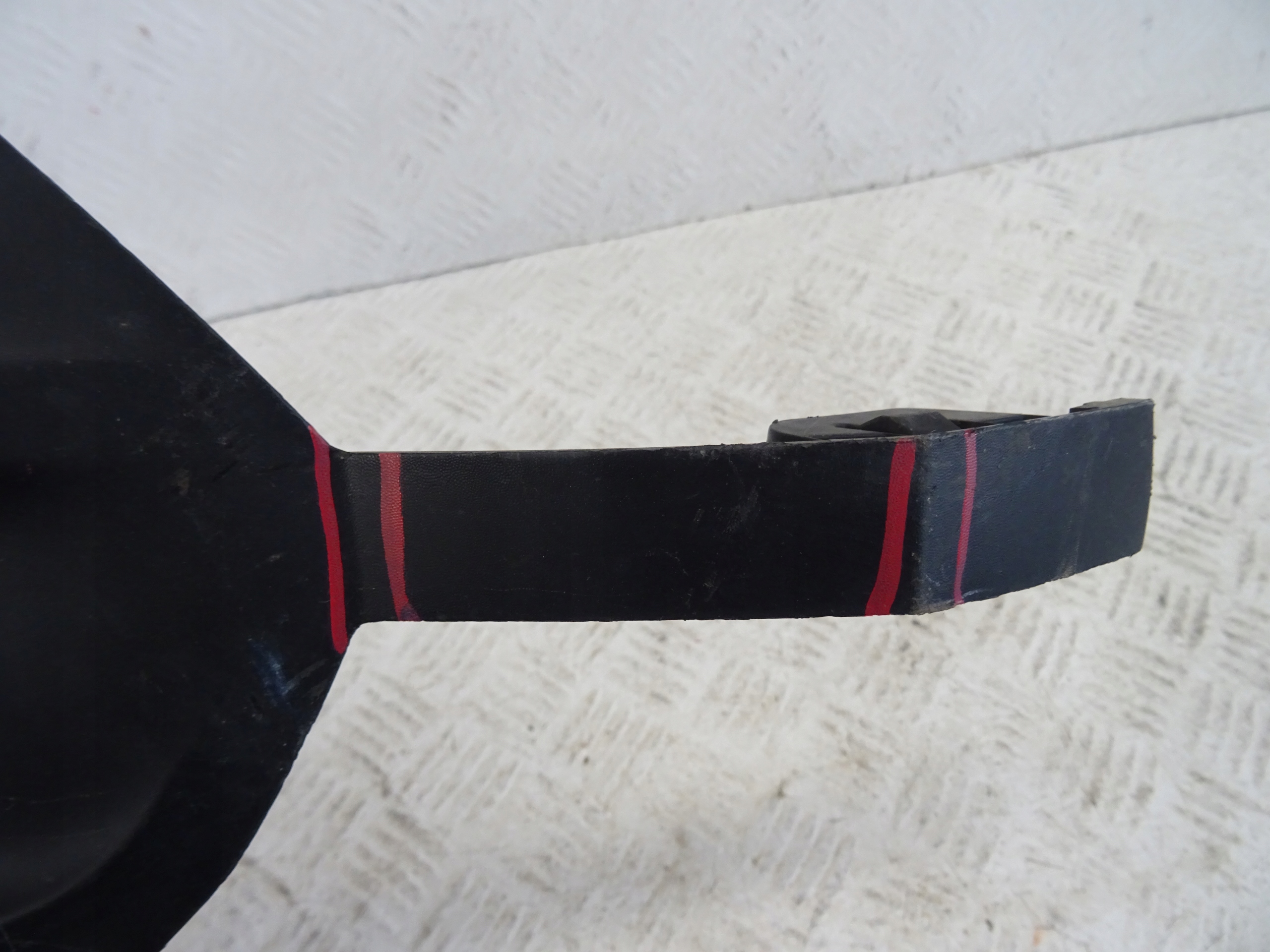 grid of a bumper front front left OPEL COMBO E 9816778680
