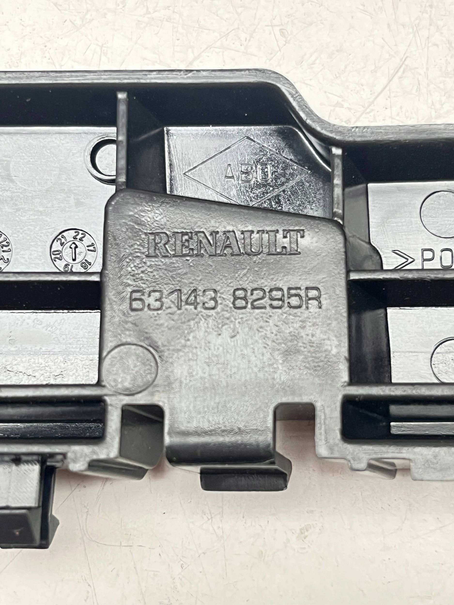 bumper bracket left front DACIA SANDERO II 12-20 631438295R !J