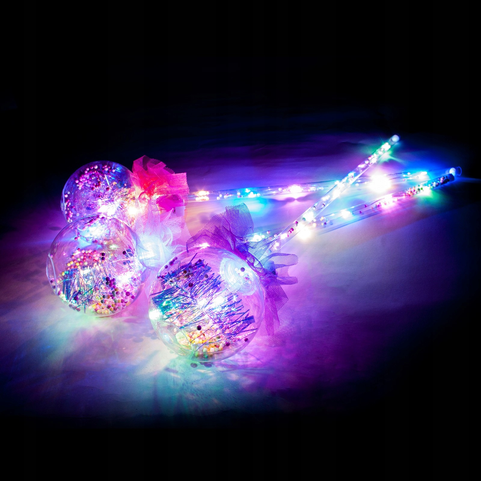 ŚWIECĄCA RÓŻDŻKA CZARODZIEJKA PEGAZ JEDNOROŻEC LED Marka del-sol