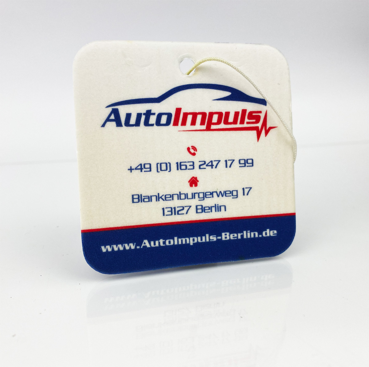 Zawieszki choinki zapachowe z nadrukiem logo 100 Producent Inny