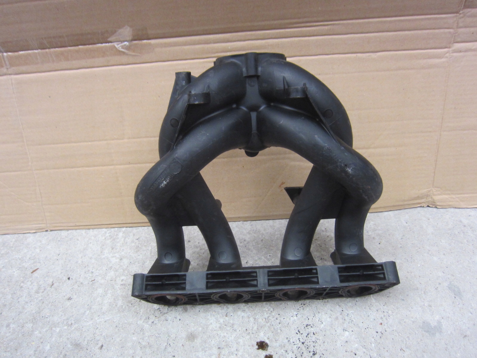 BMW Z3 3 E36 E46 M43 1.9 intake manifold 11611432033 1432033