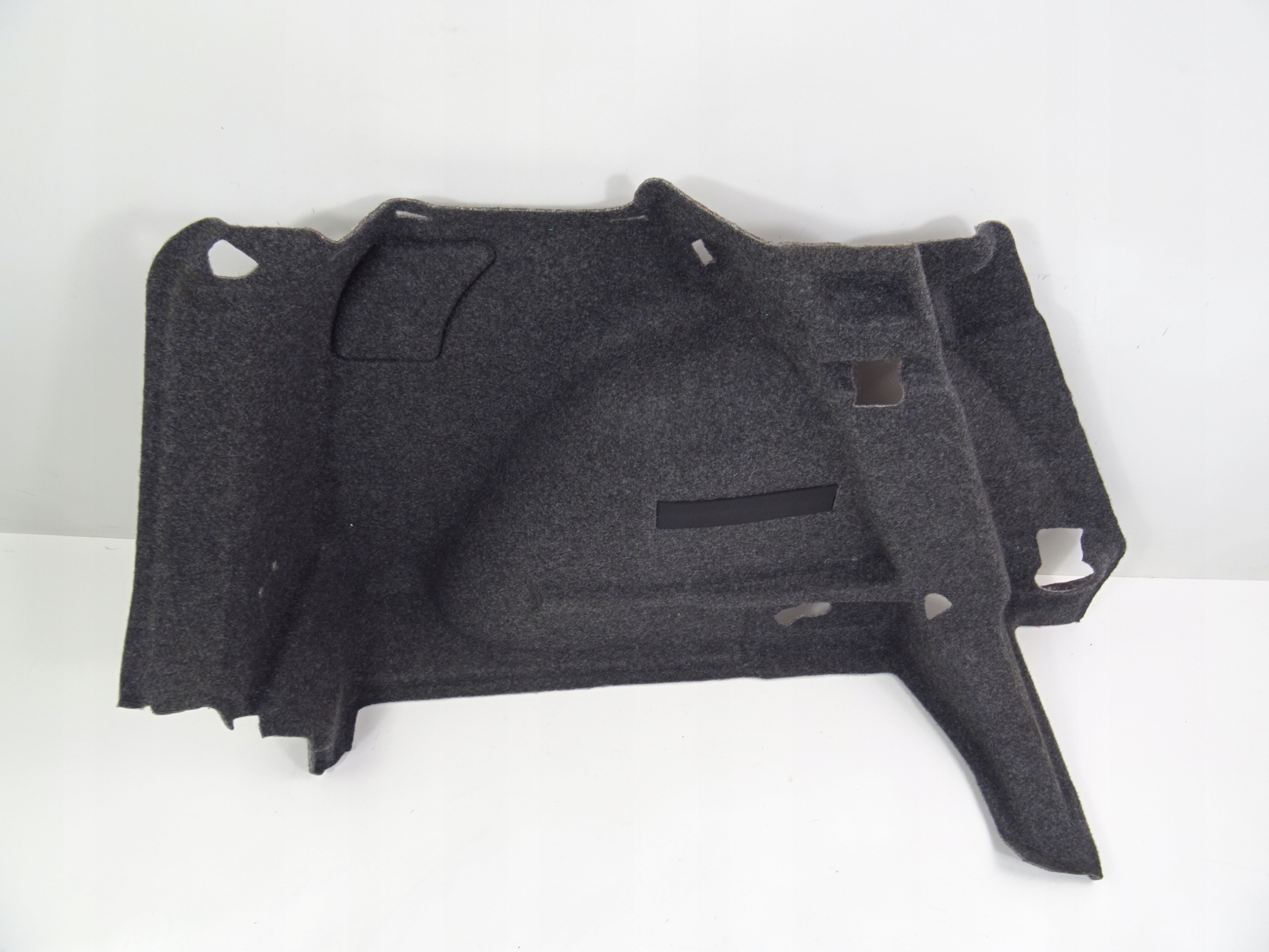 SEAT ARONA BOCZEK BAGAŻNIKA LEWY 6F9867427F Producent części Seat