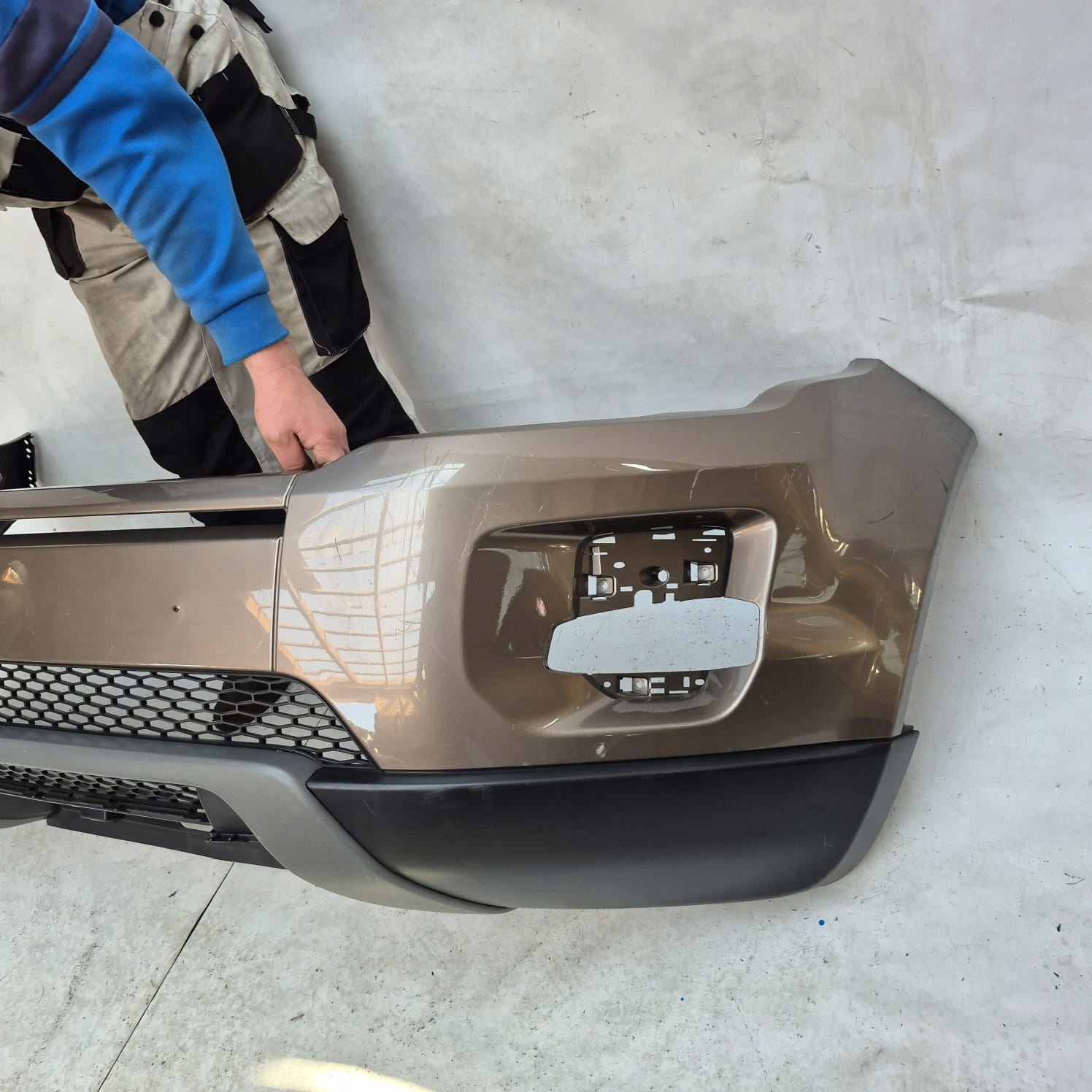 RANGE ROVER EVOQUE and 1 11-15 bumper front front without DZIUR BJ32-17F003
