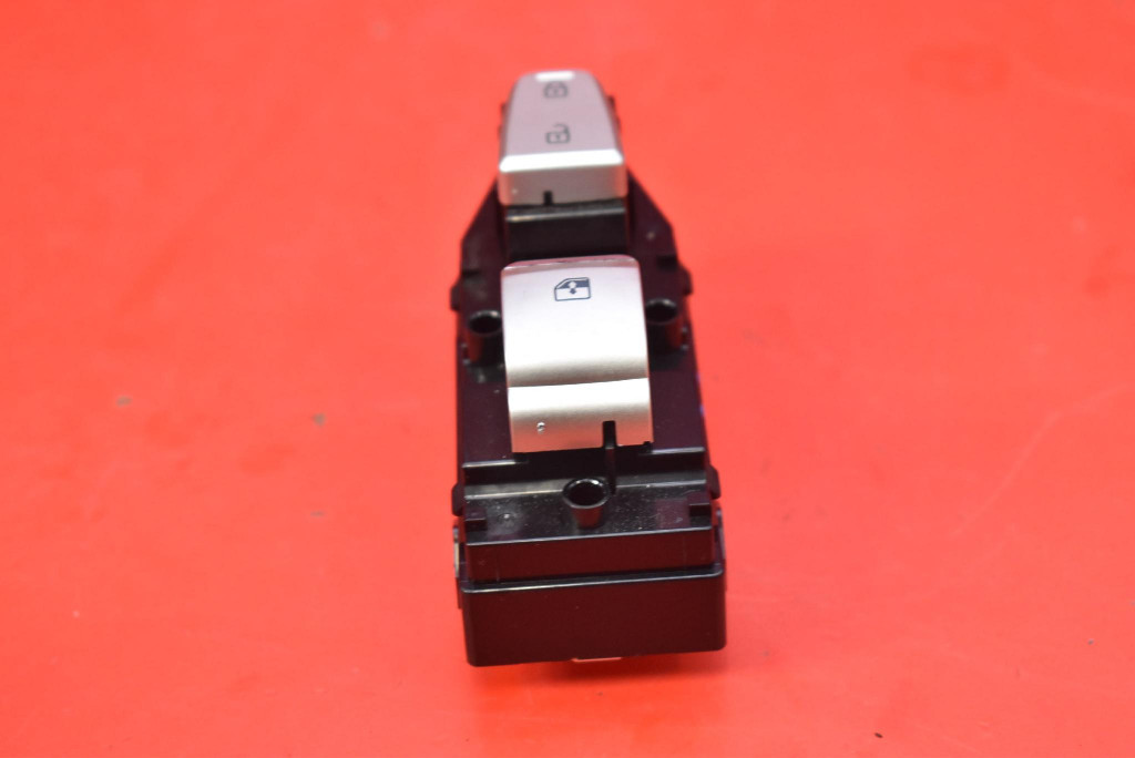 switch lifting windows right front 93576-M5100 HYUNDAI NEXO 18