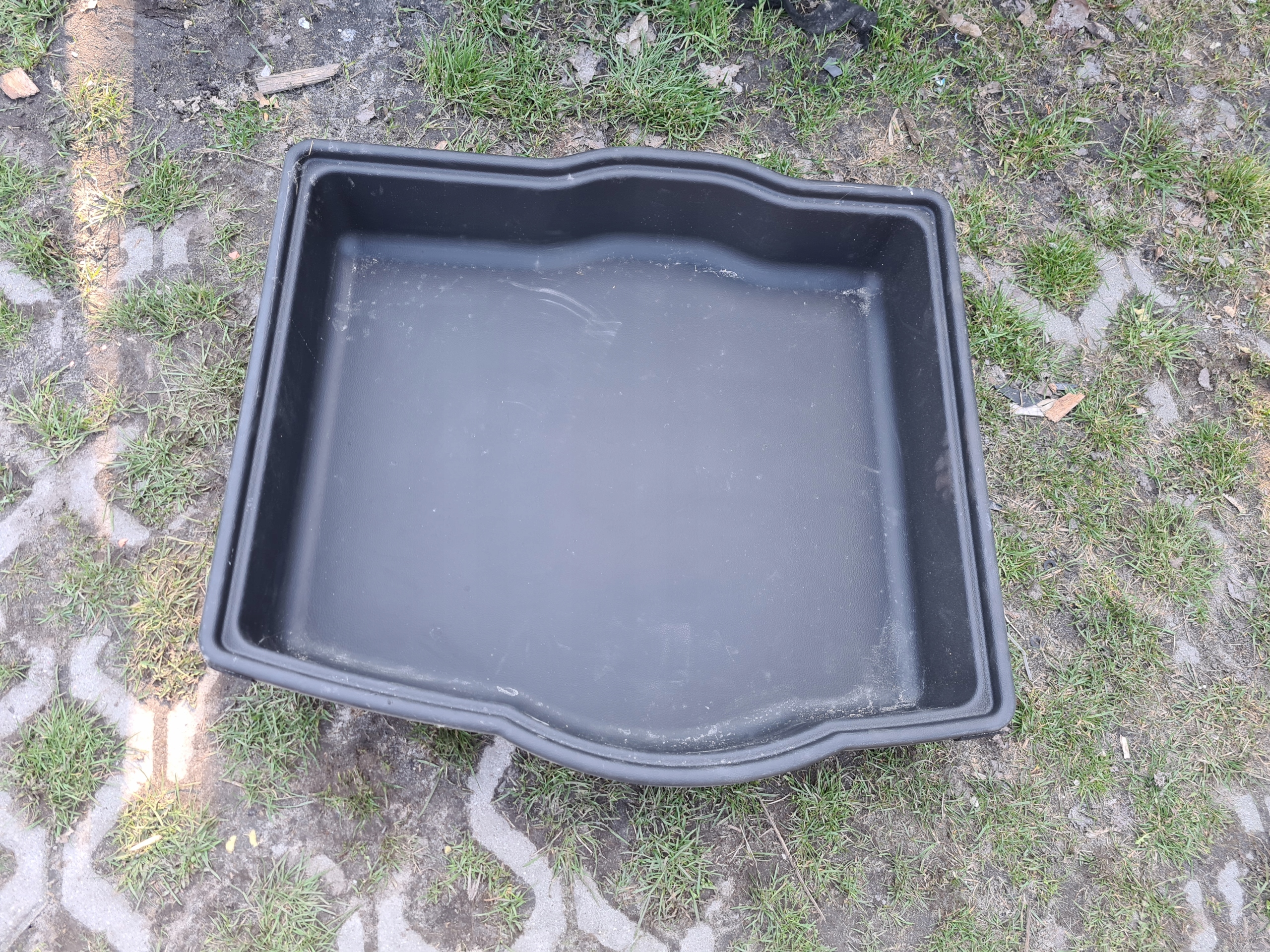 LEXUS UX багажник