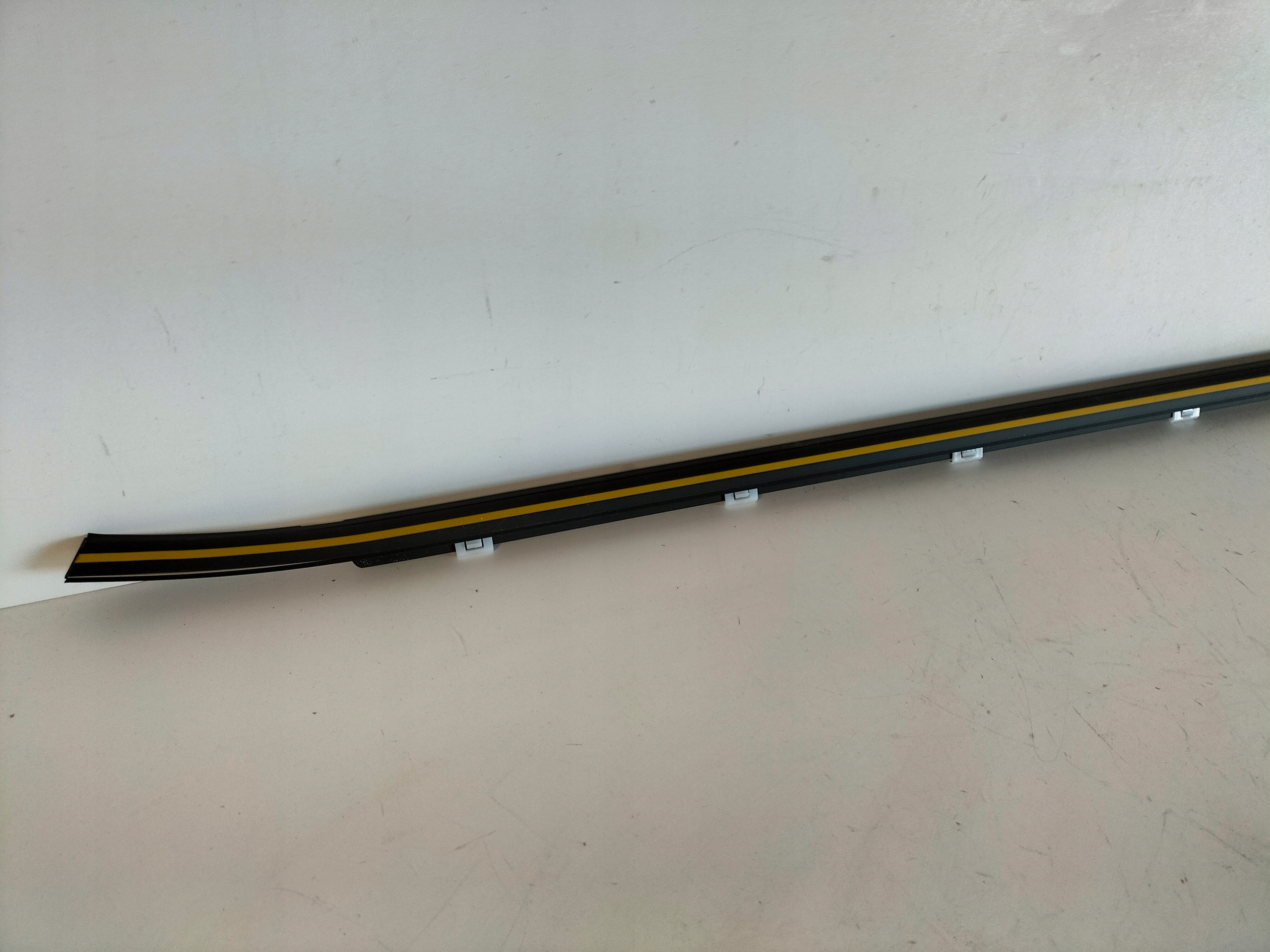 moulding dust door front left KIA CEED II 12-17