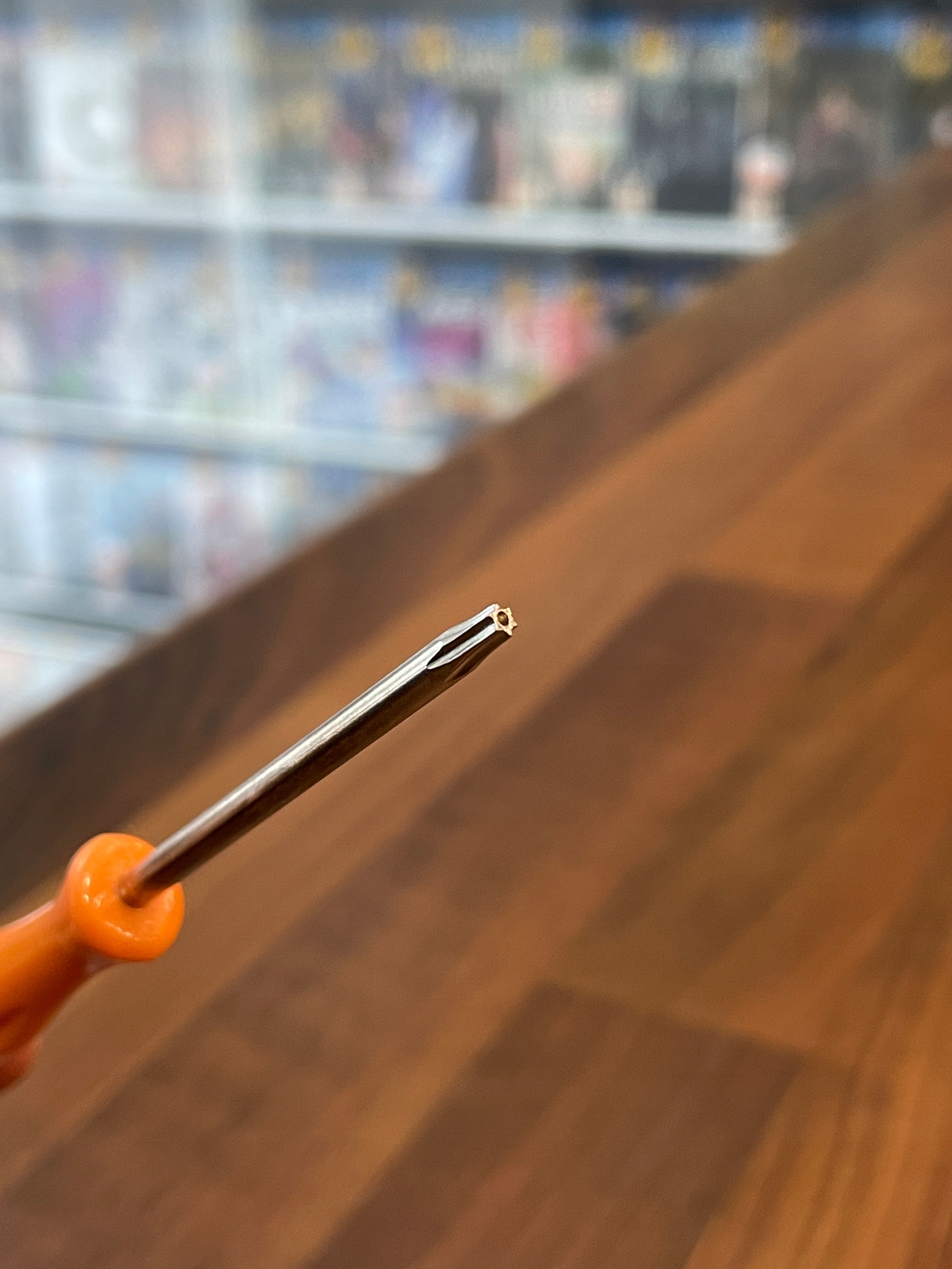 ŚRUBOKRĘT TORX T8 SECURITY