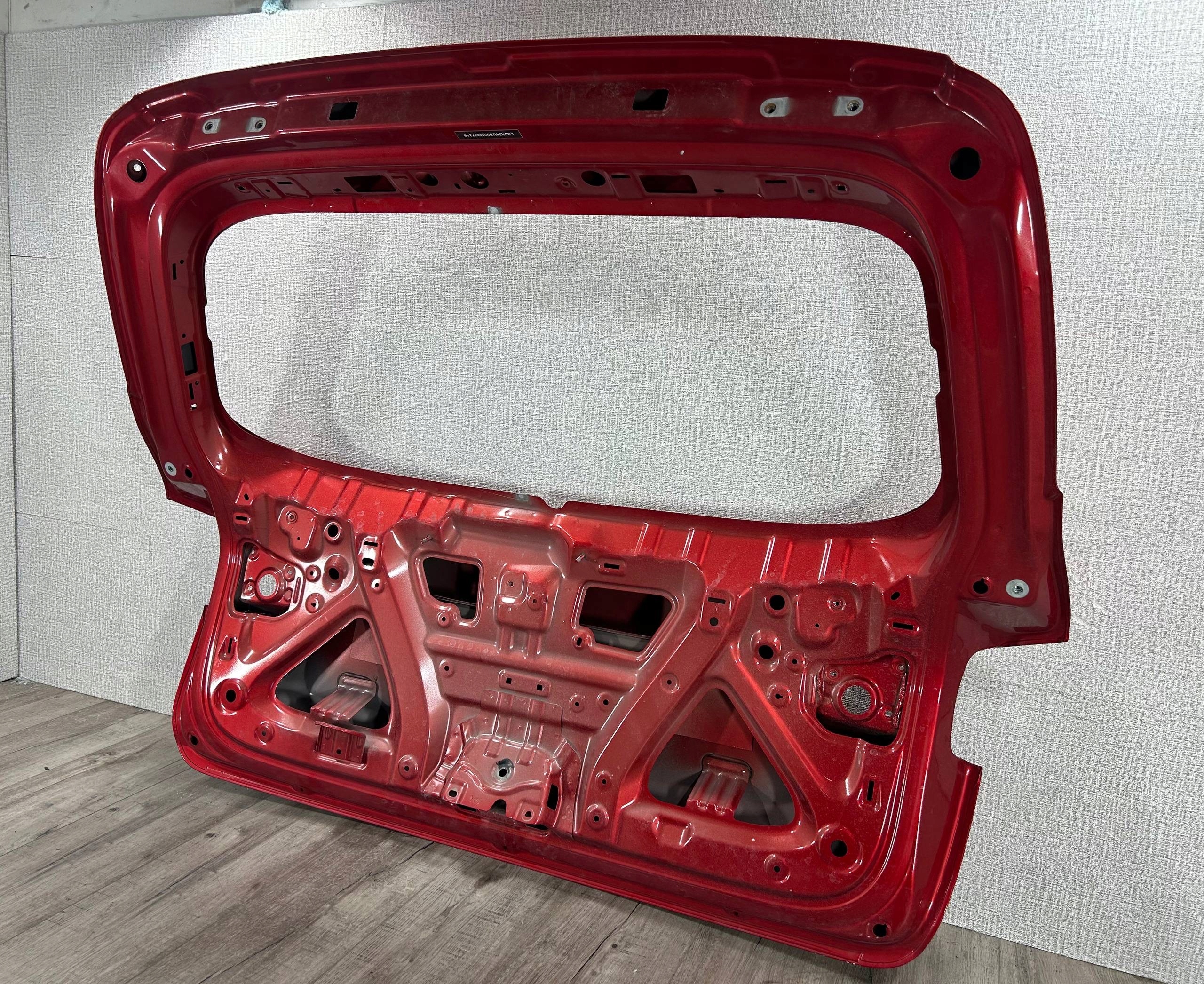 MG HS EHS and 2018-2024 trunk door boot rear part