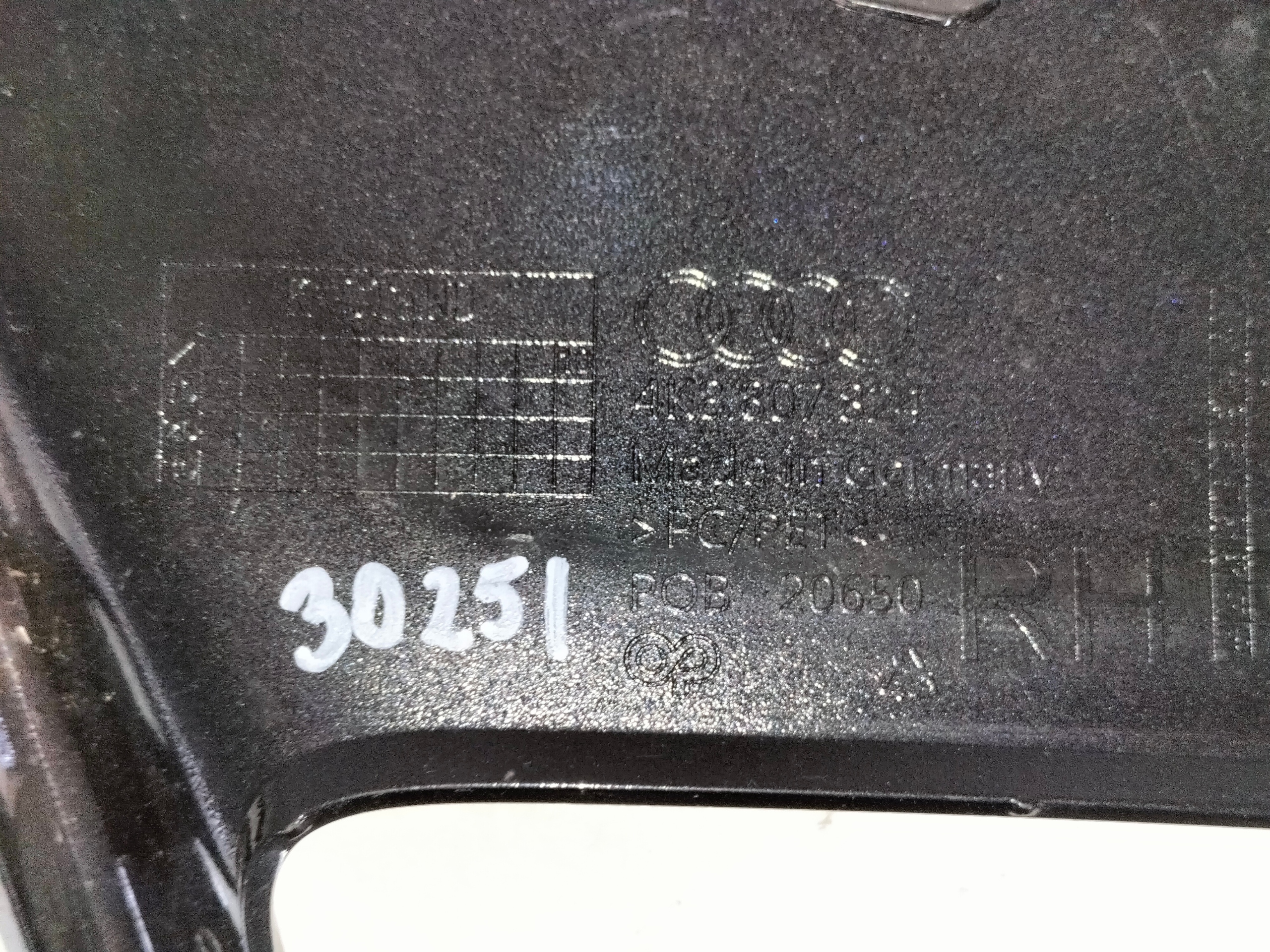 grille grid of a bumper right AUDI A7 C8 18- S-LINE