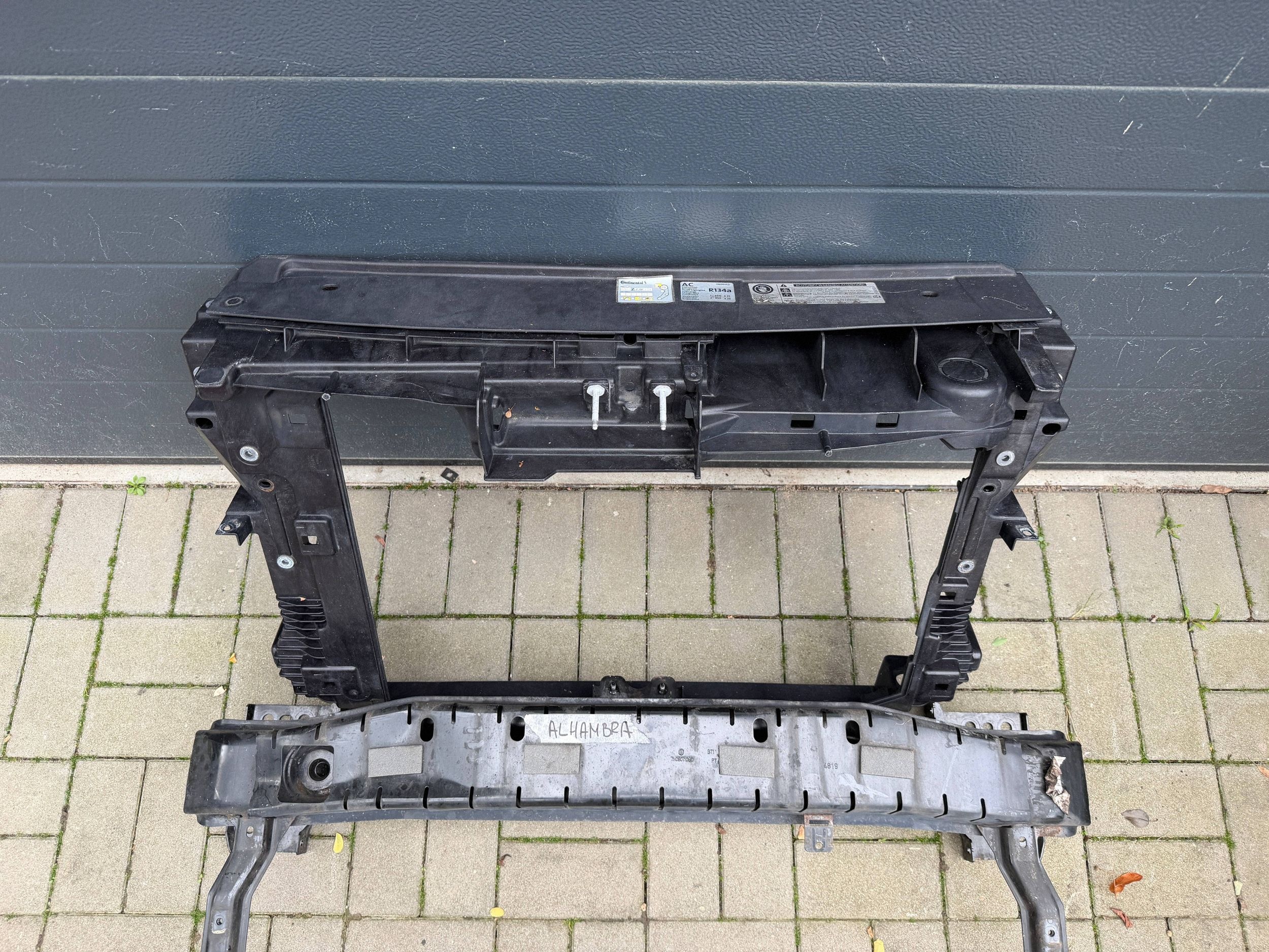Vw Sharan 7N front body wall front sider iron komplet