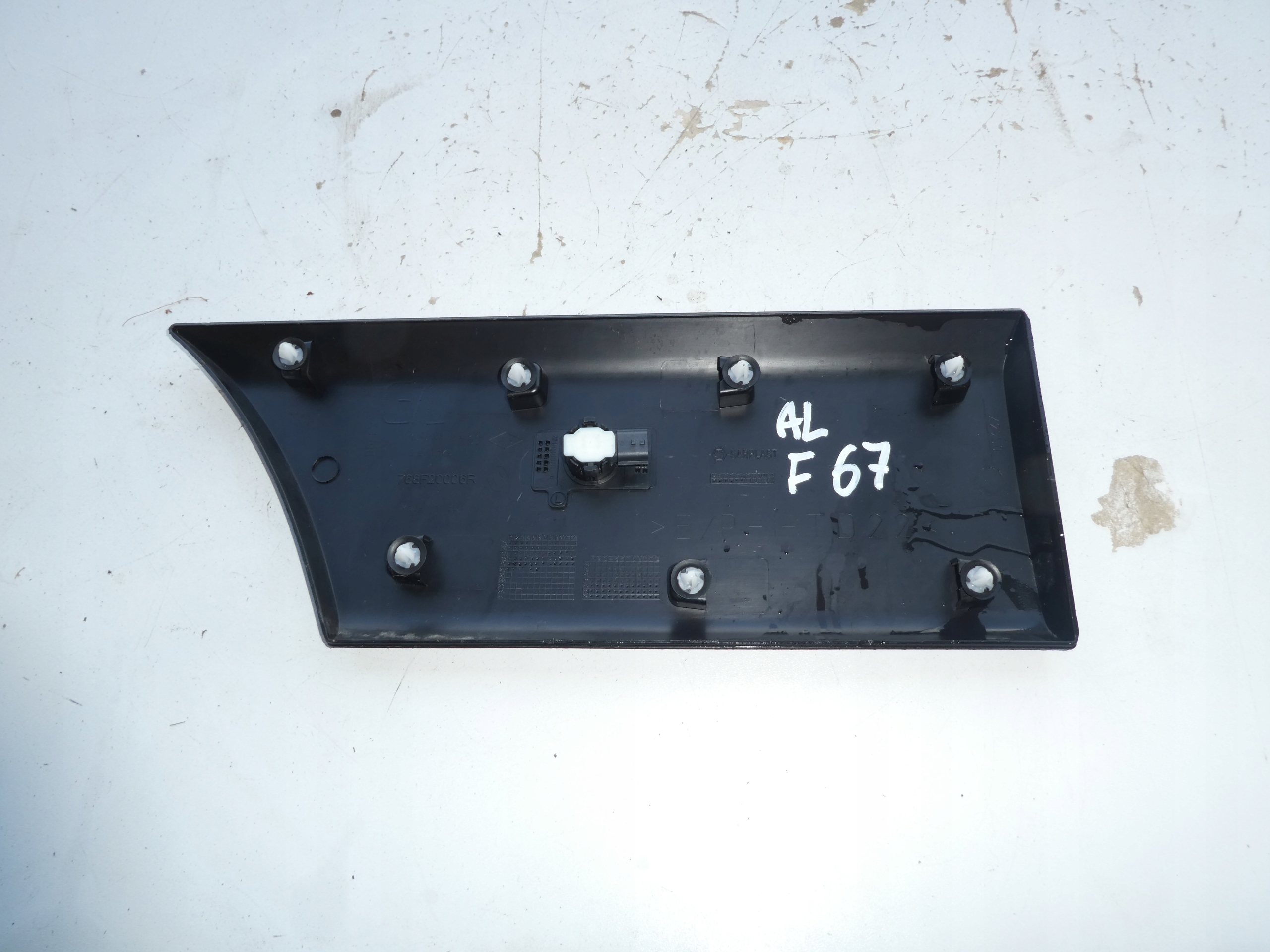 MASTER III LEISTE SCHUTZLEISTE SEITLICH 768F20006R