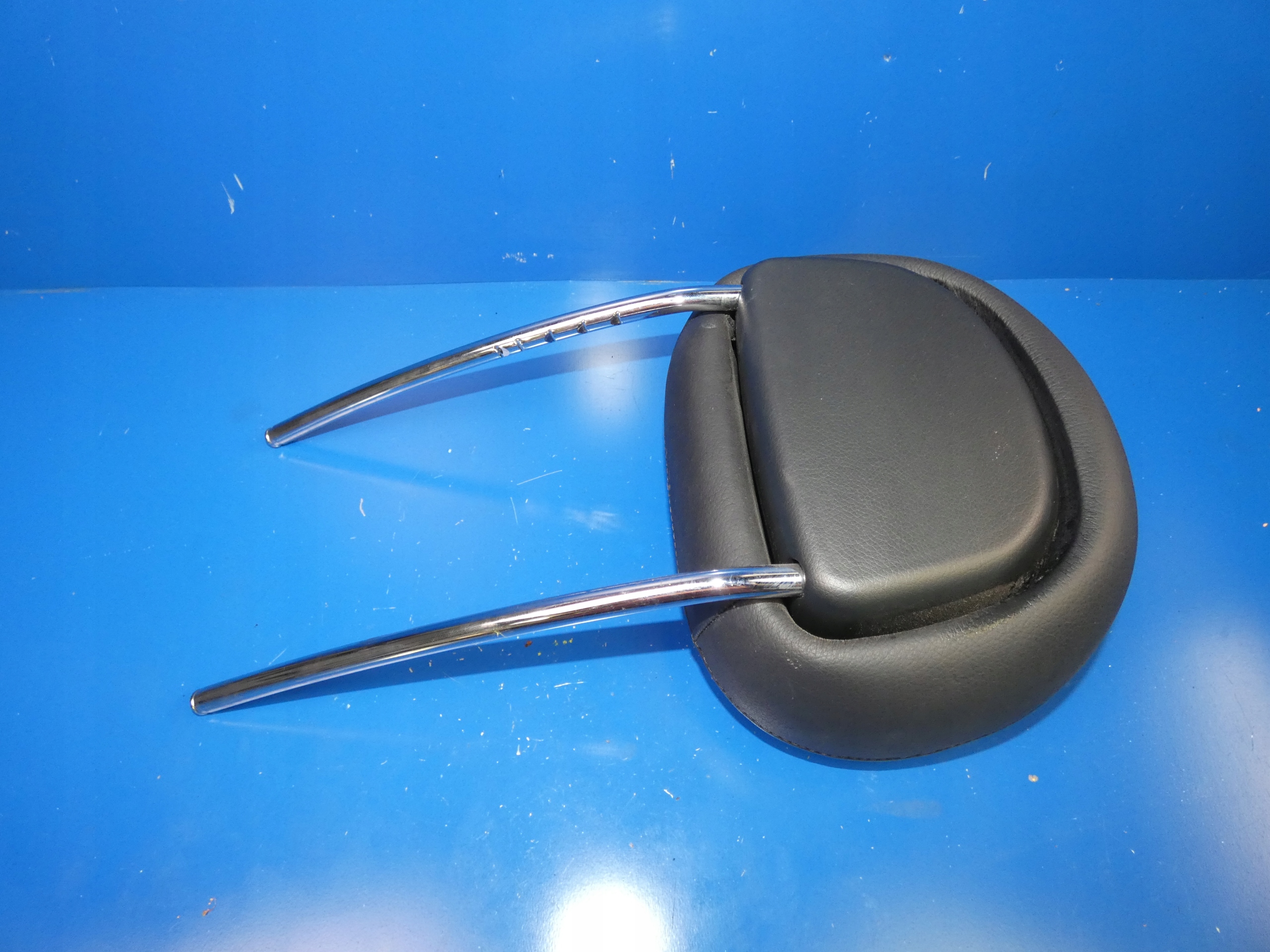MERCEDES CLS W219 rest seat front front