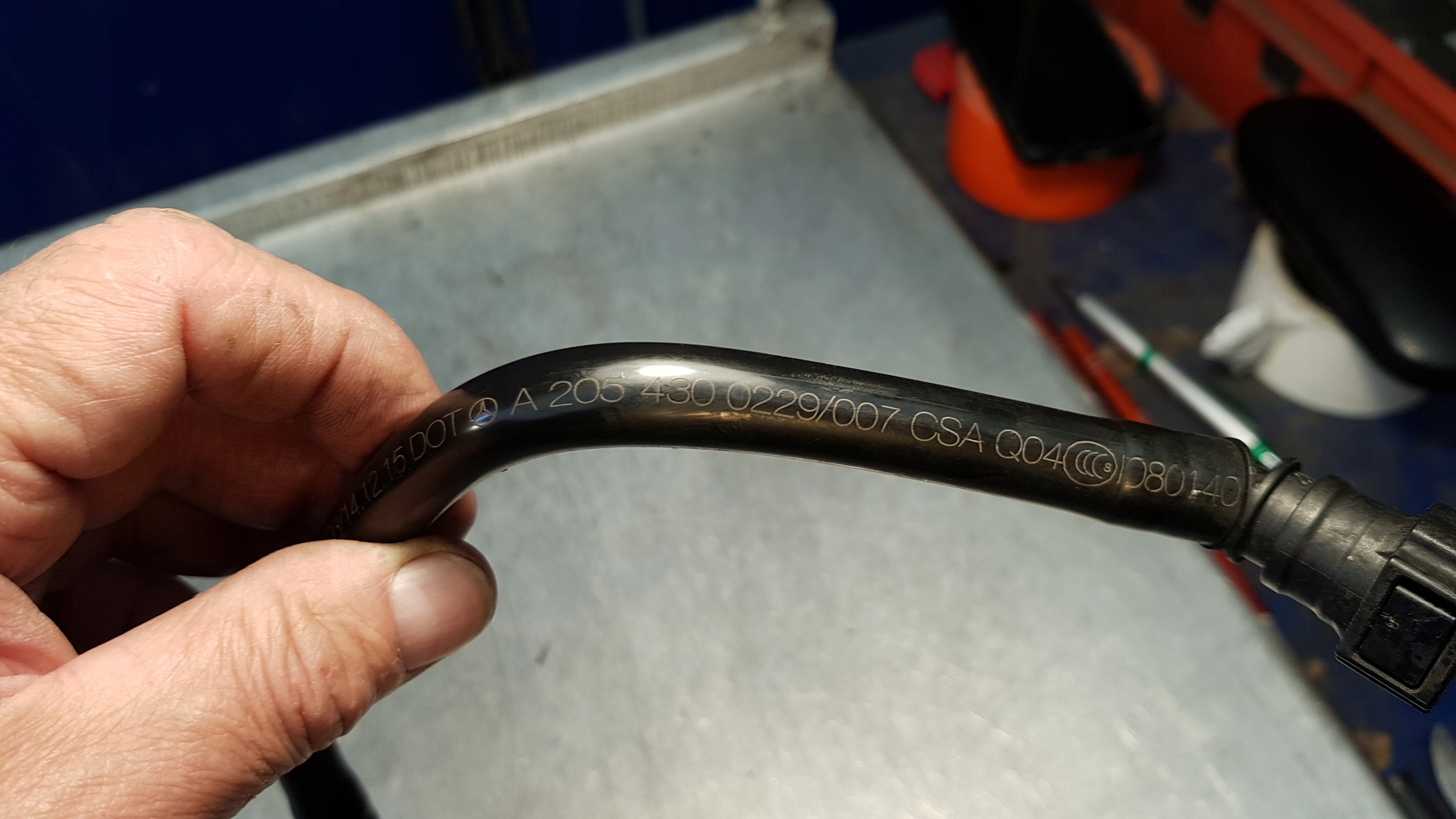 MERCEDES W205 PRIJENOS SERVA A2054300229