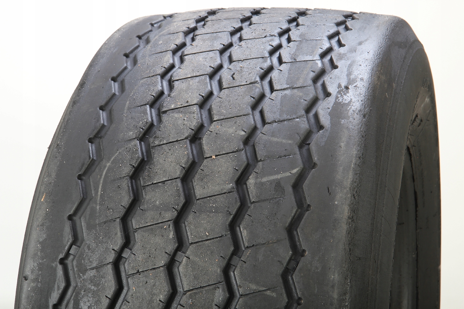 1x 445 / 45R19. 5 Double Coin RR 905 (U322)