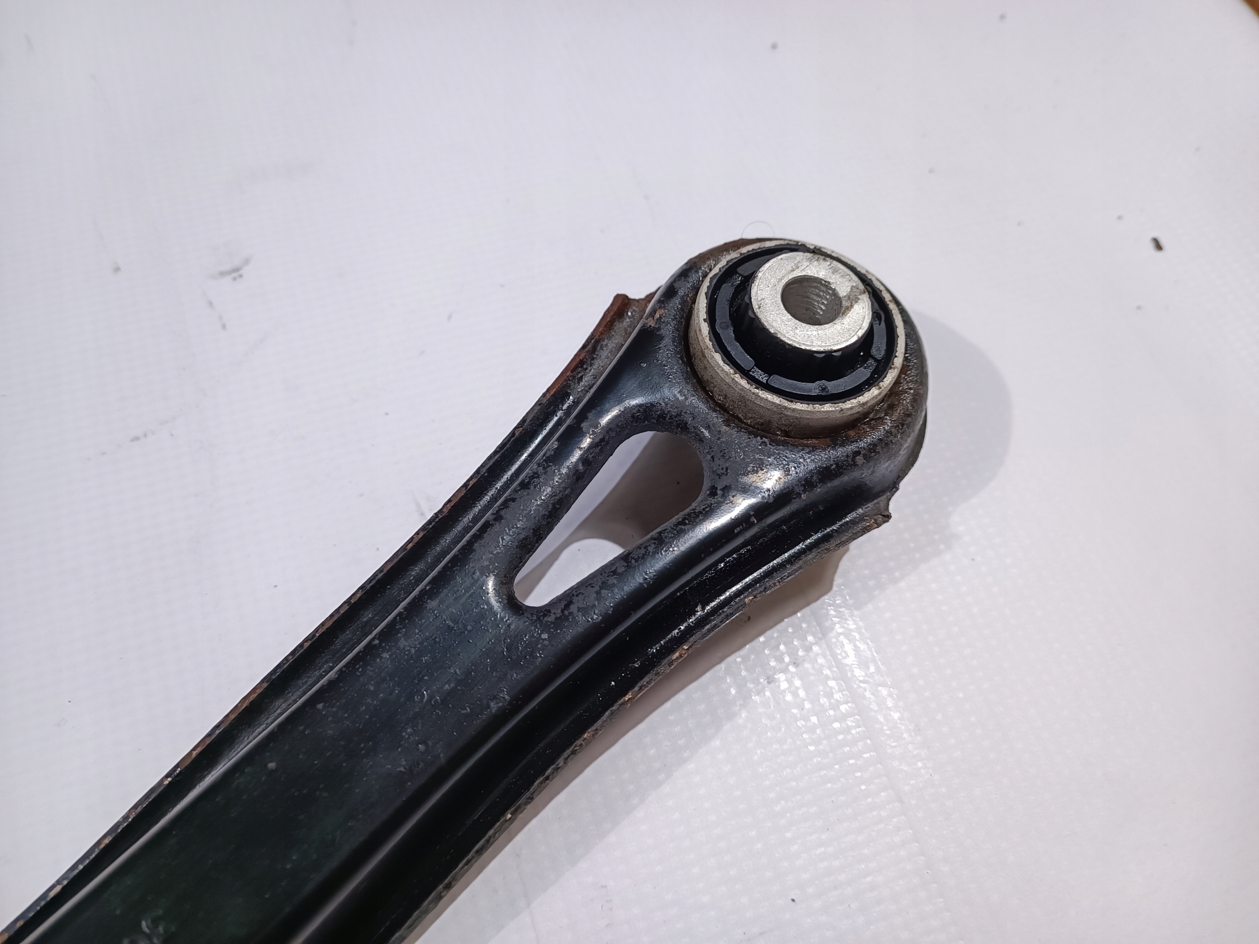arm rear part rear left right Chevrolet Camaro 2016