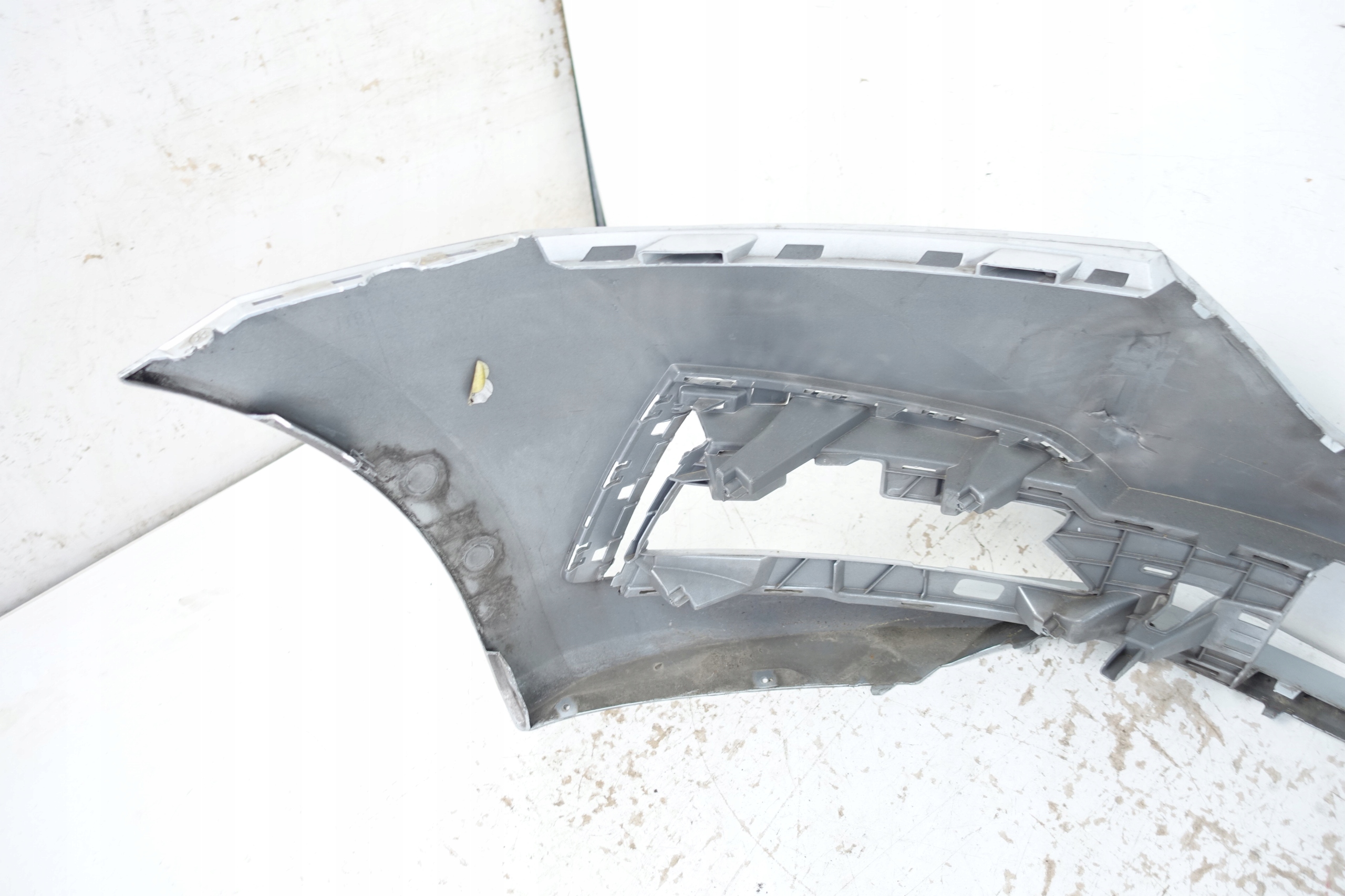 SKODA OCTAVIA IV 2019- bumper front front 5E3807221