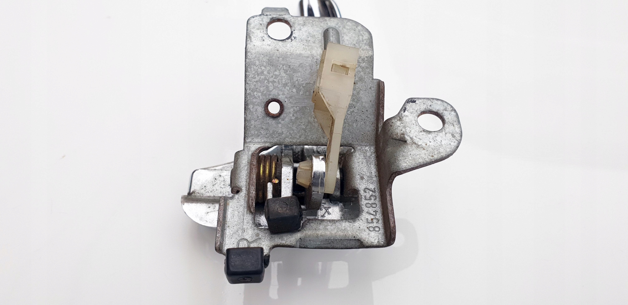 volvo S40 V40 универсал ручка двери внутренняя хром хромированная задний правая