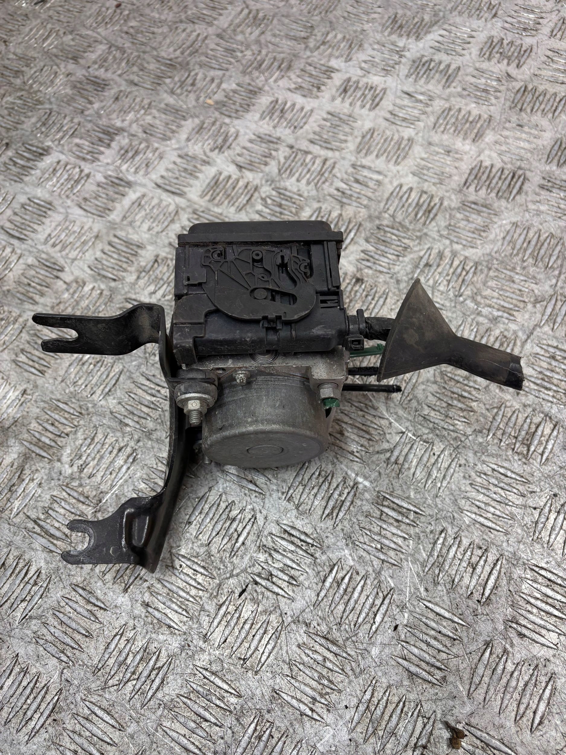 Pompa ABS RENAULT CLIO III 3 0265232077