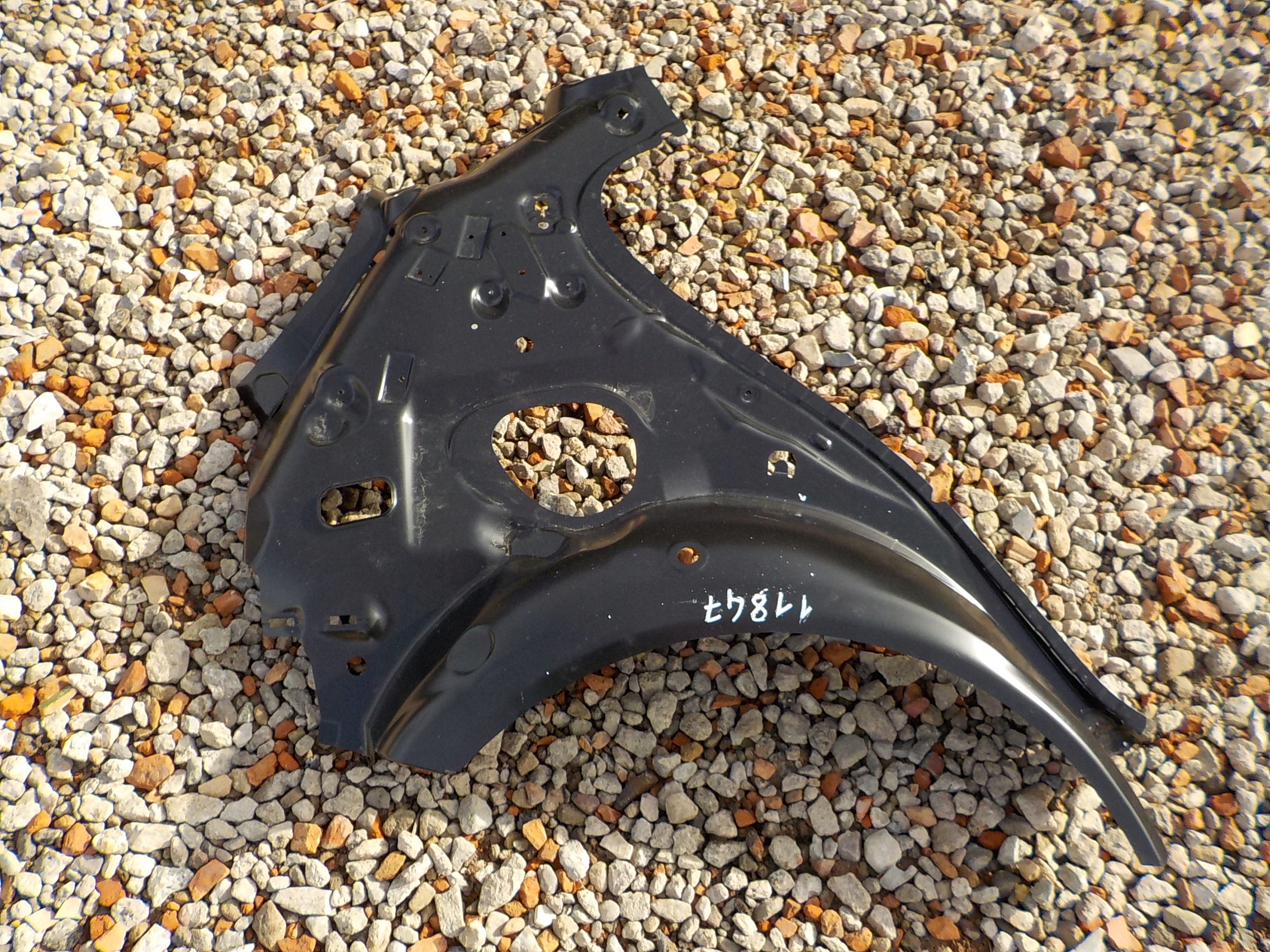 WNEKA KOLA PRAWA TYL BMW 1 F20 2011 2019