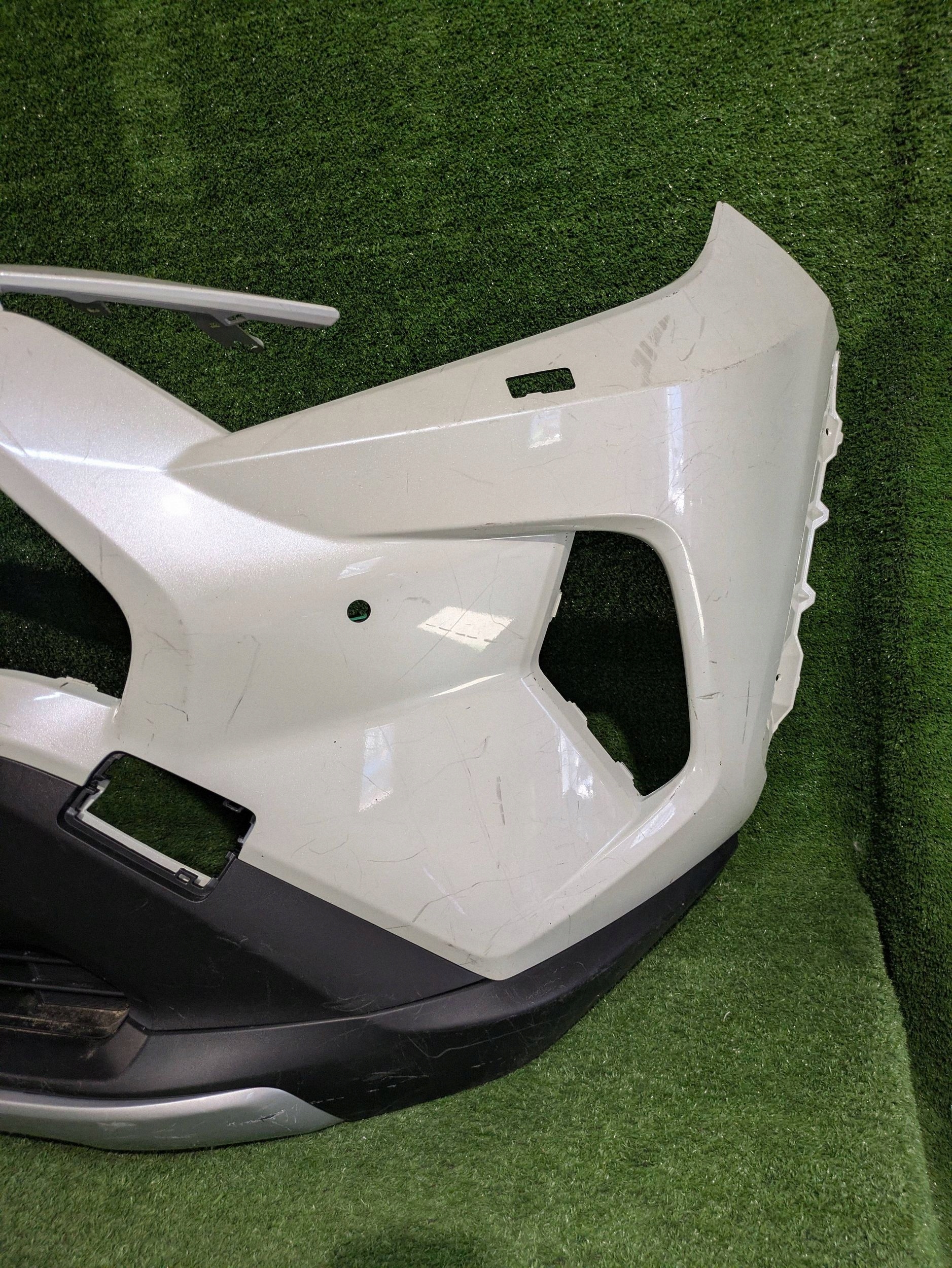 front bumper front TOYOTA RAV4 V 18- NR.Z9118