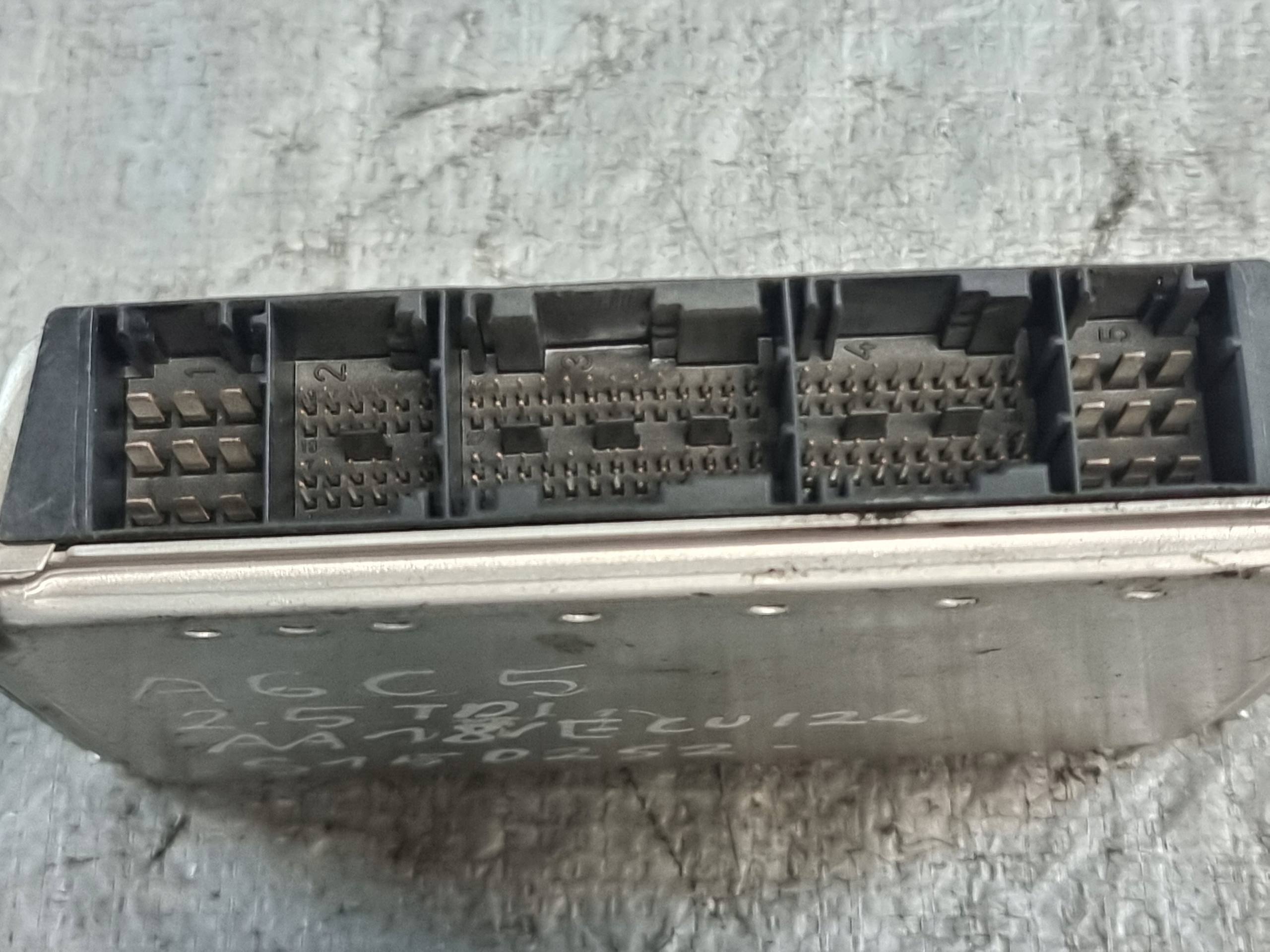 control unit computer of the engine OE 4B0907401AA AUDI A6 C5 2.5 TDI