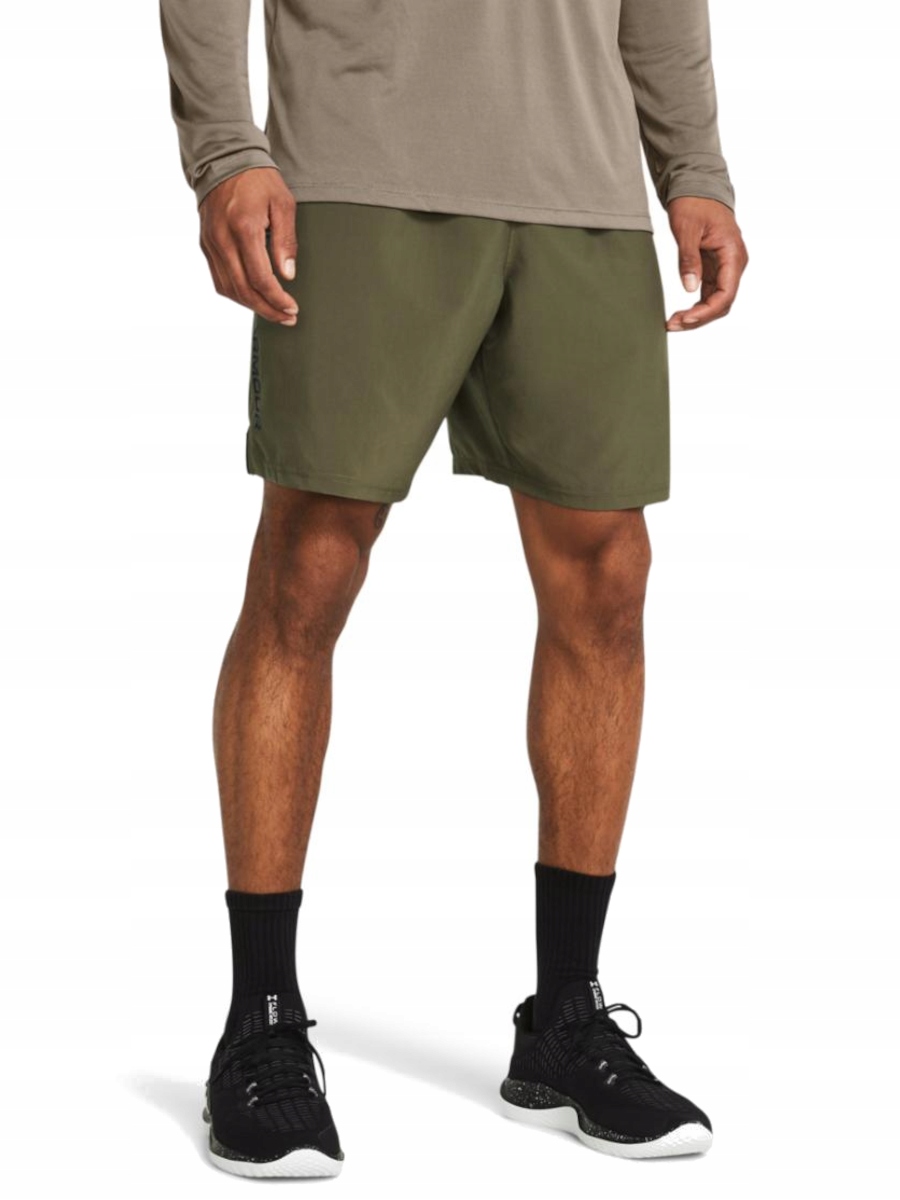 Kraťasy Under Armour 1383356-390 do posilovny, rychleschnoucí, velikost XL