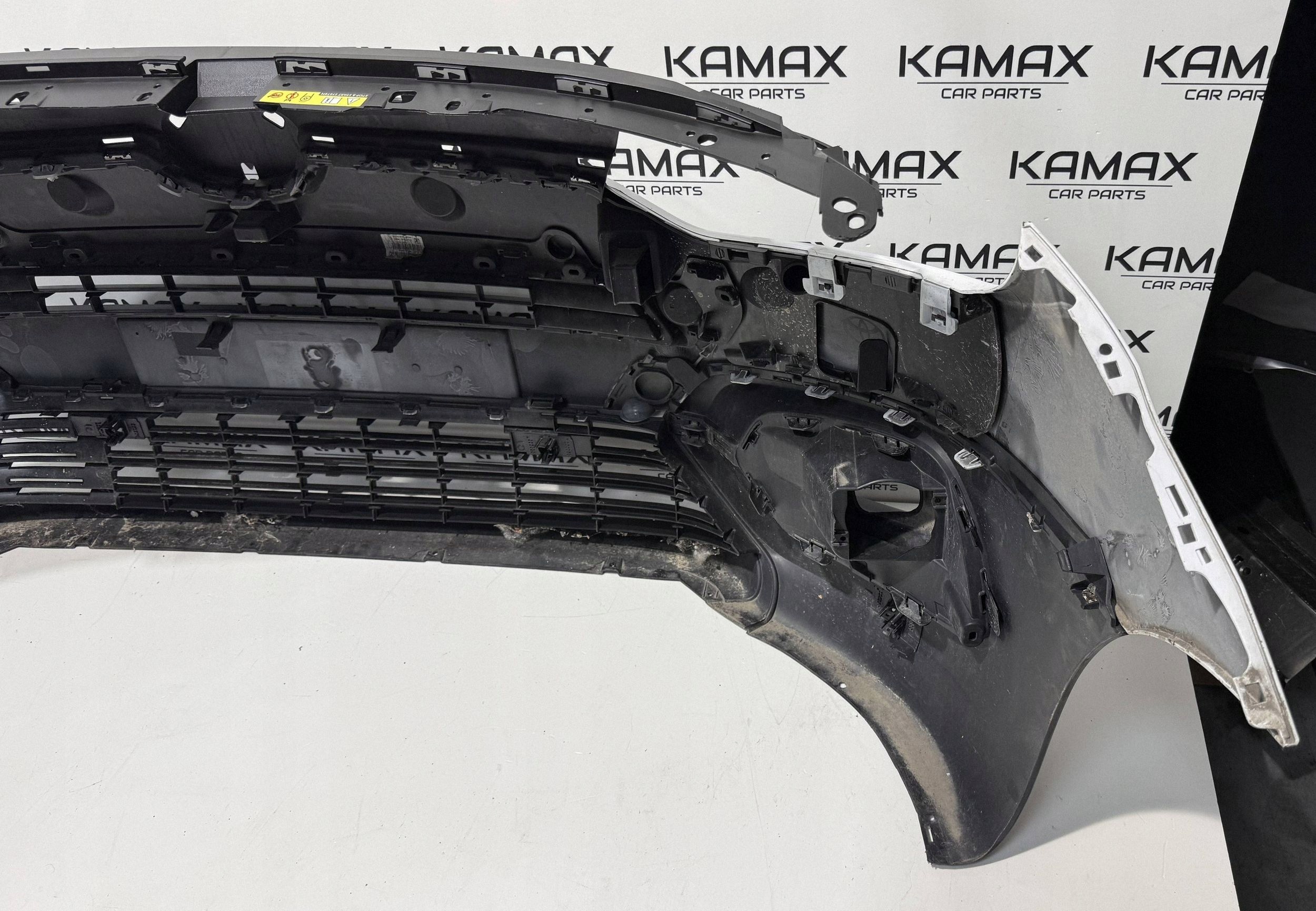 front bumper TOYOTA PROACE CITY 19- PDC original 9836021880
