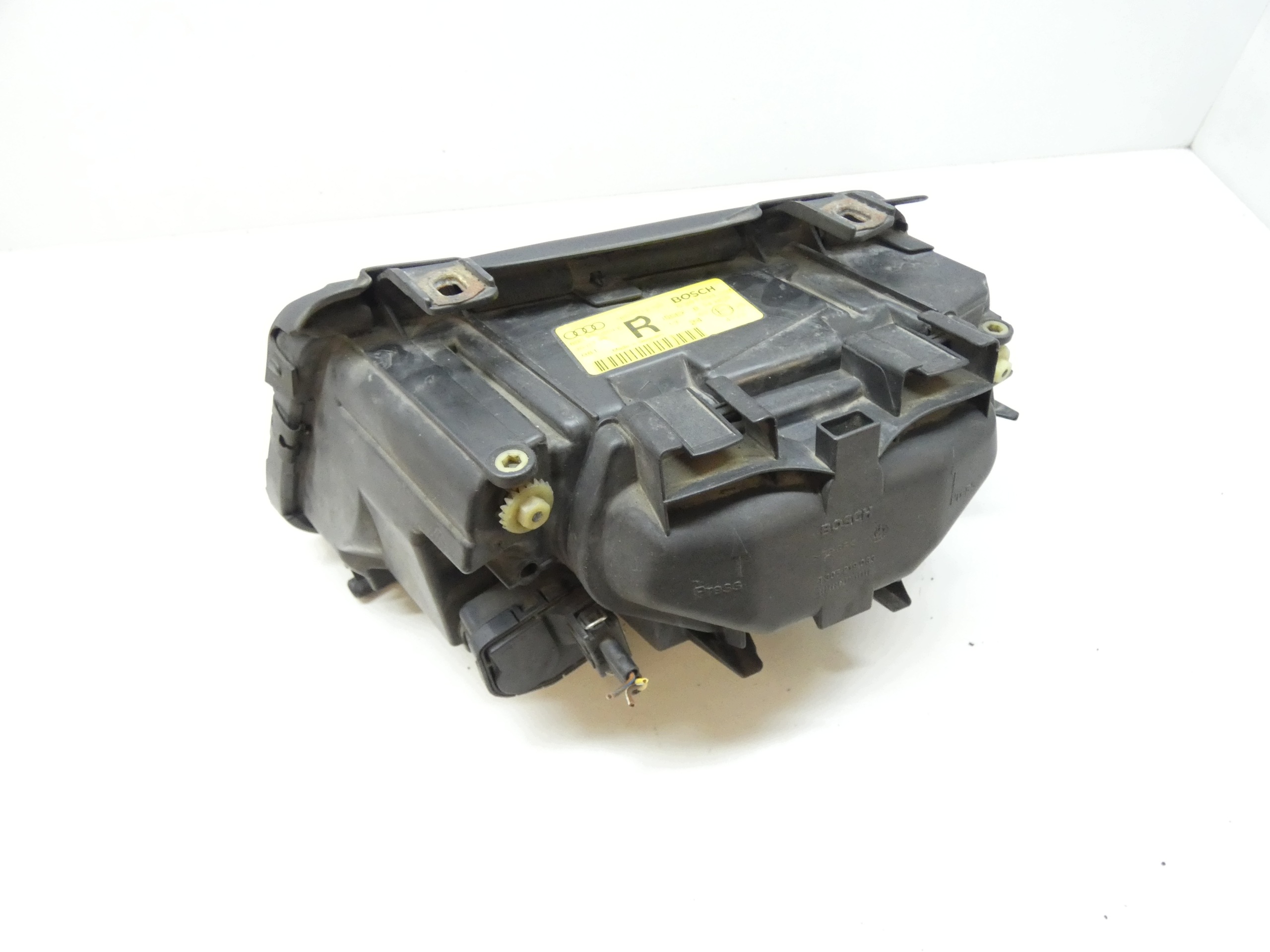 feu droit avant AUDI A4 B5 95-99 8D0941004E complète original