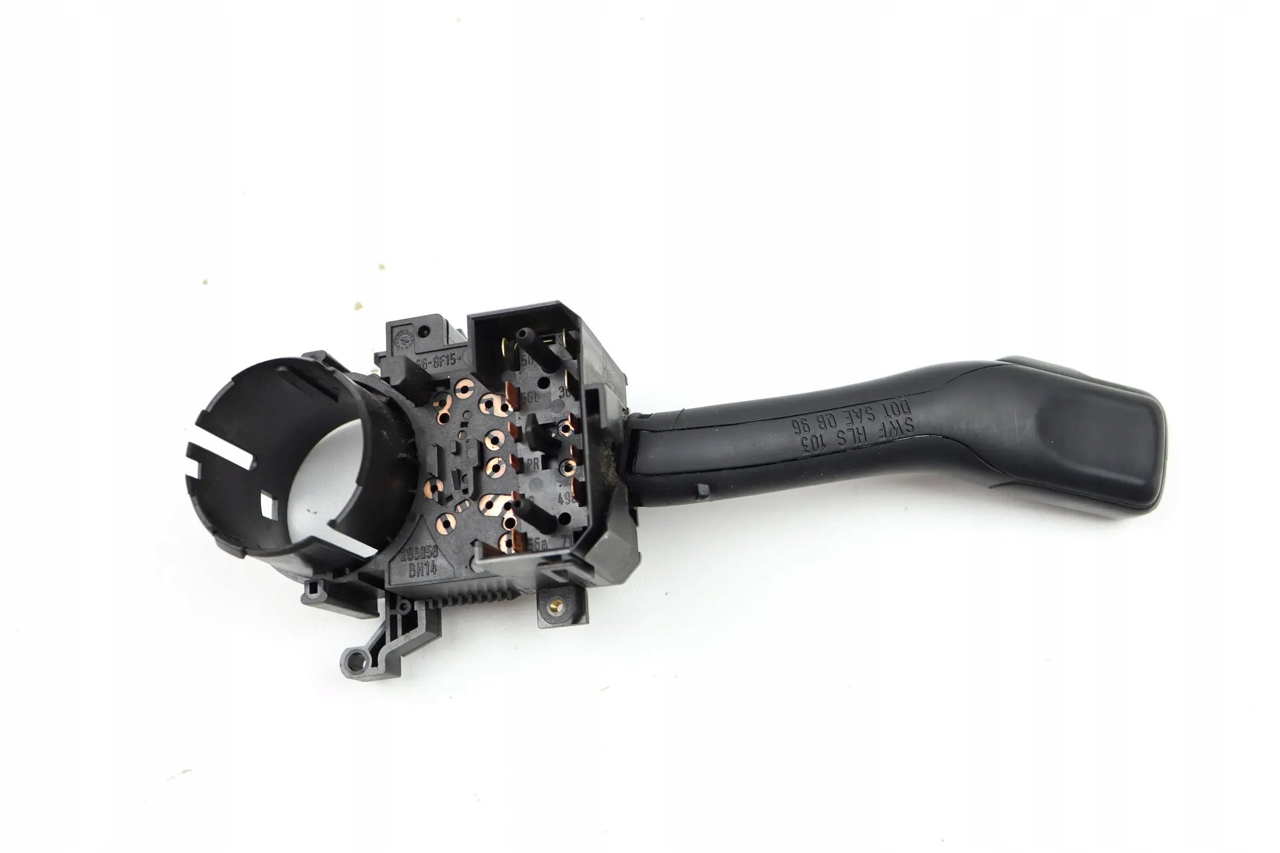 VW PASSAT B5 GOLF IV BORA Bouton Indicateurs de direction MANETKA 8L0953513G