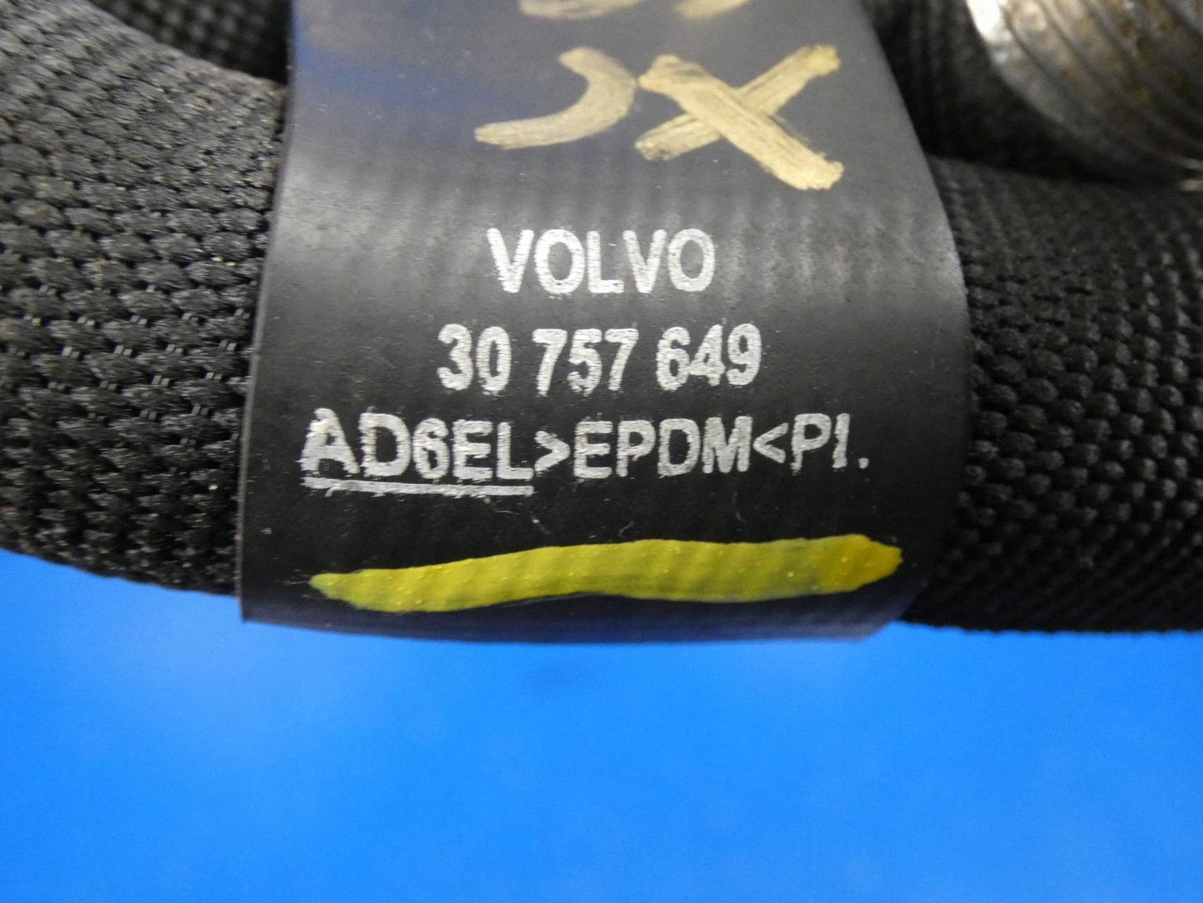 VOLVO XC60 a V60 S60 II hadice hadice vody topení