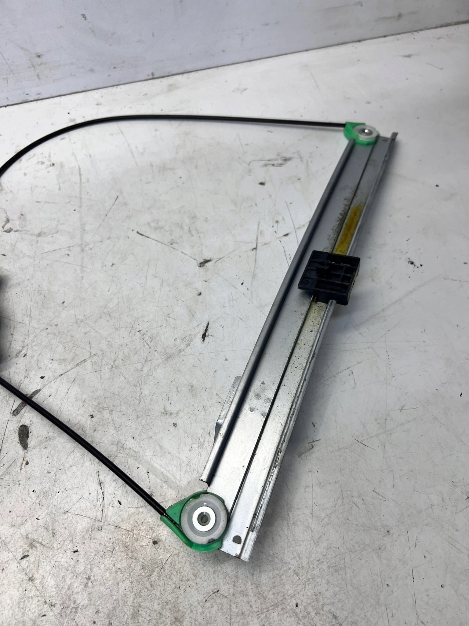 mechanism windows left front AUDI A4 B6 B7 ZAMIENNNIK MAGNETI MARELLI