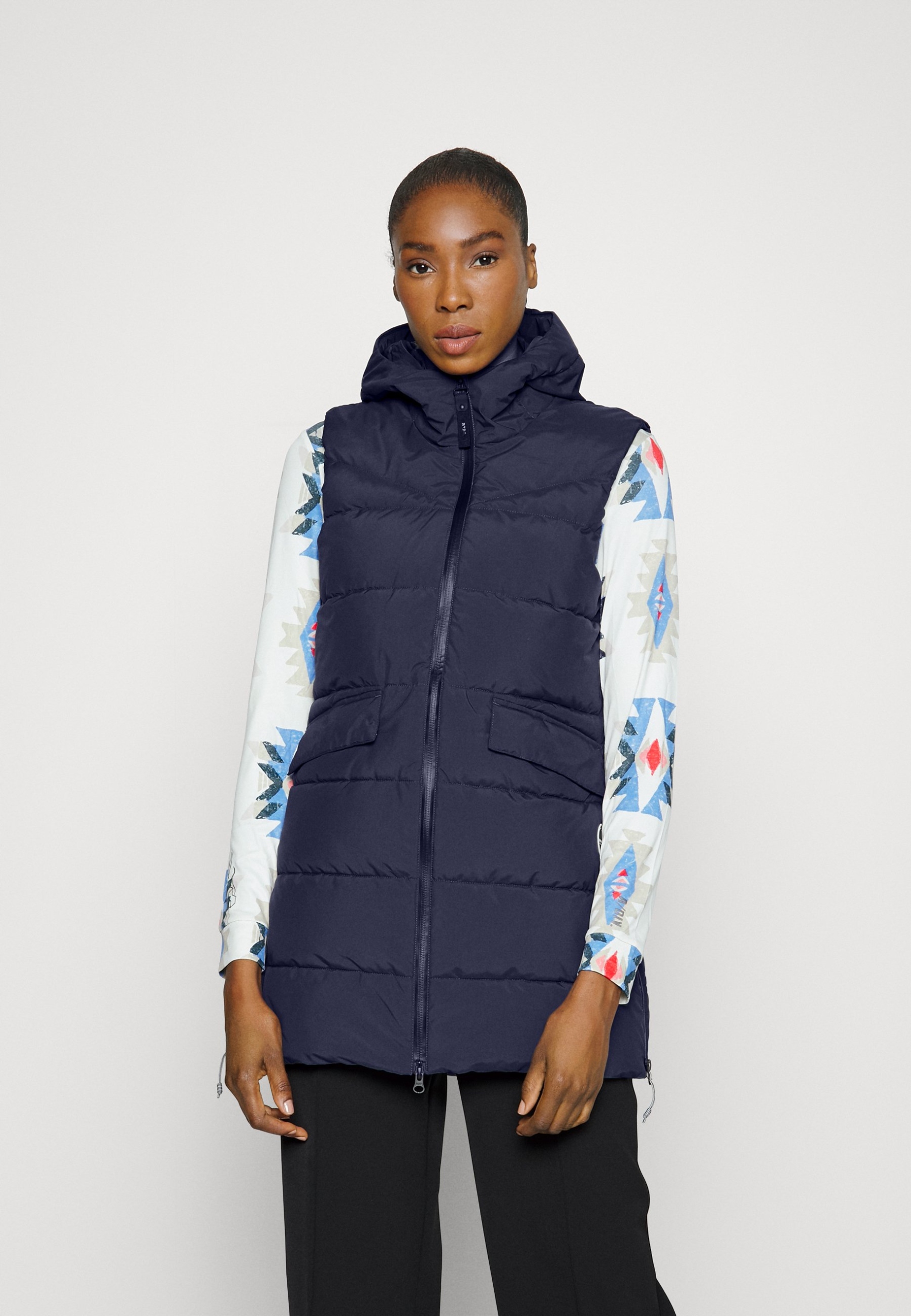 Prošívaná vesta Icepeak 40