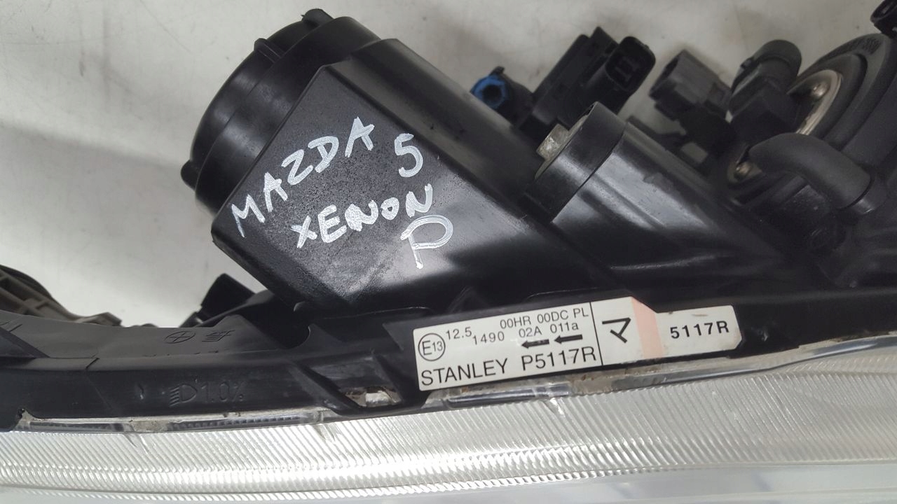 light front front right xenon Mazda 5 V 2,0