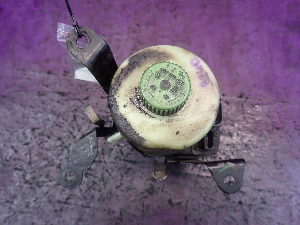 servo pump VOLKSWAGEN POLO 9N A0010530