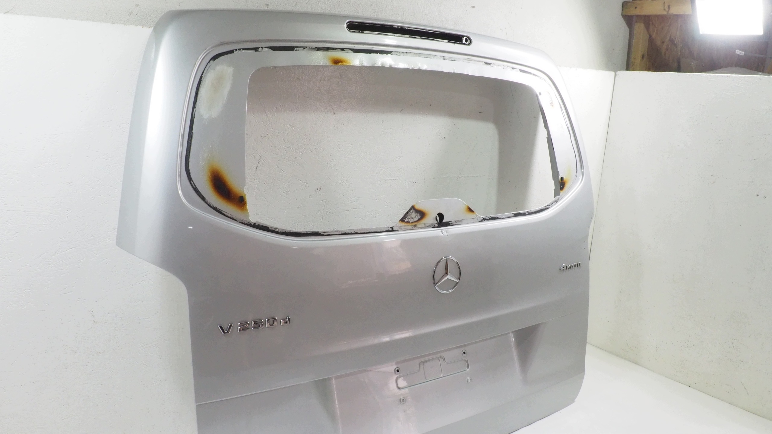 Mercedes Vito W447 trunk door boot rear part